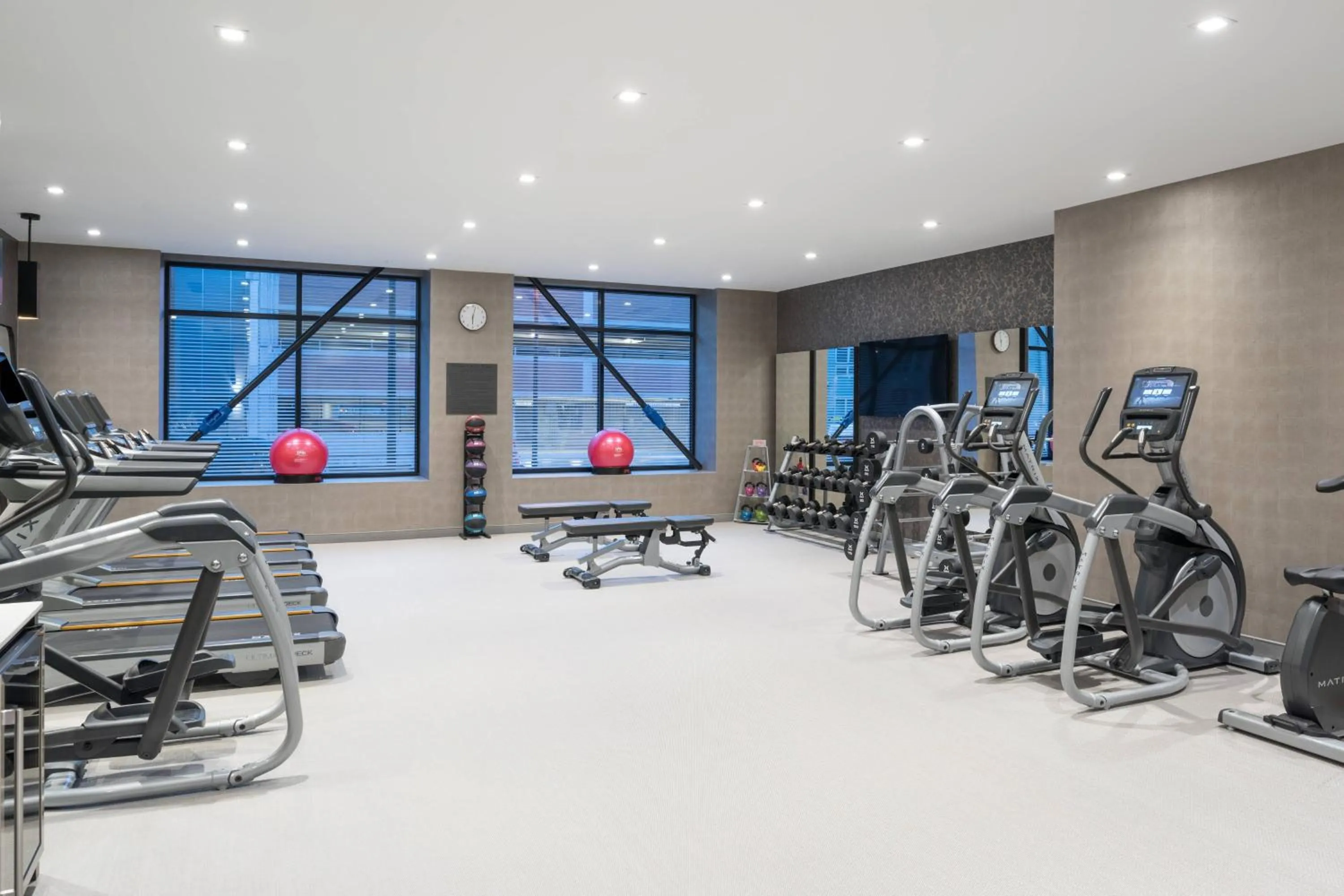 Fitness centre/facilities in AC Hotel by Marriott Worcester