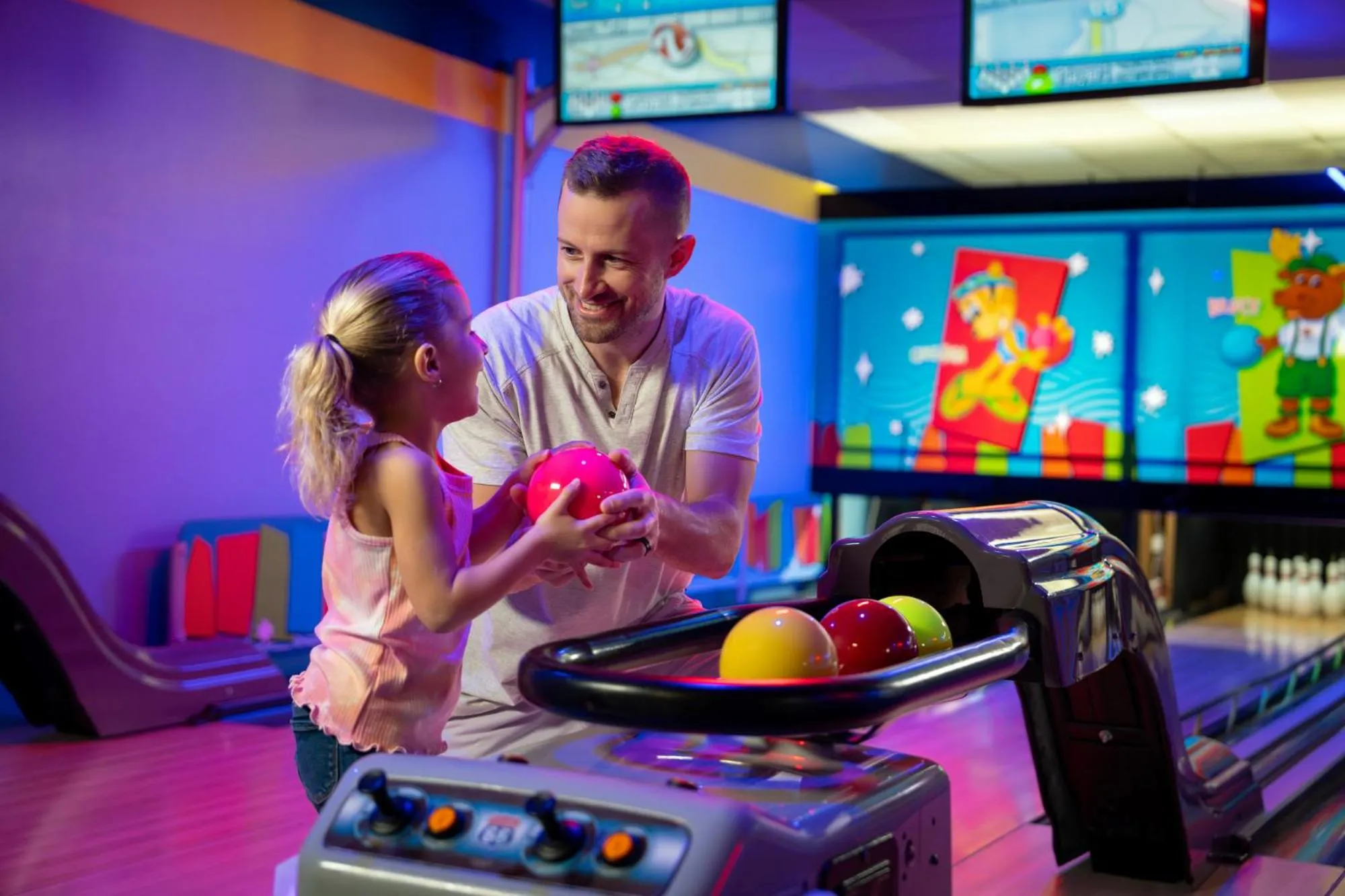 Bowling in Timber Ridge Lodge and Waterpark