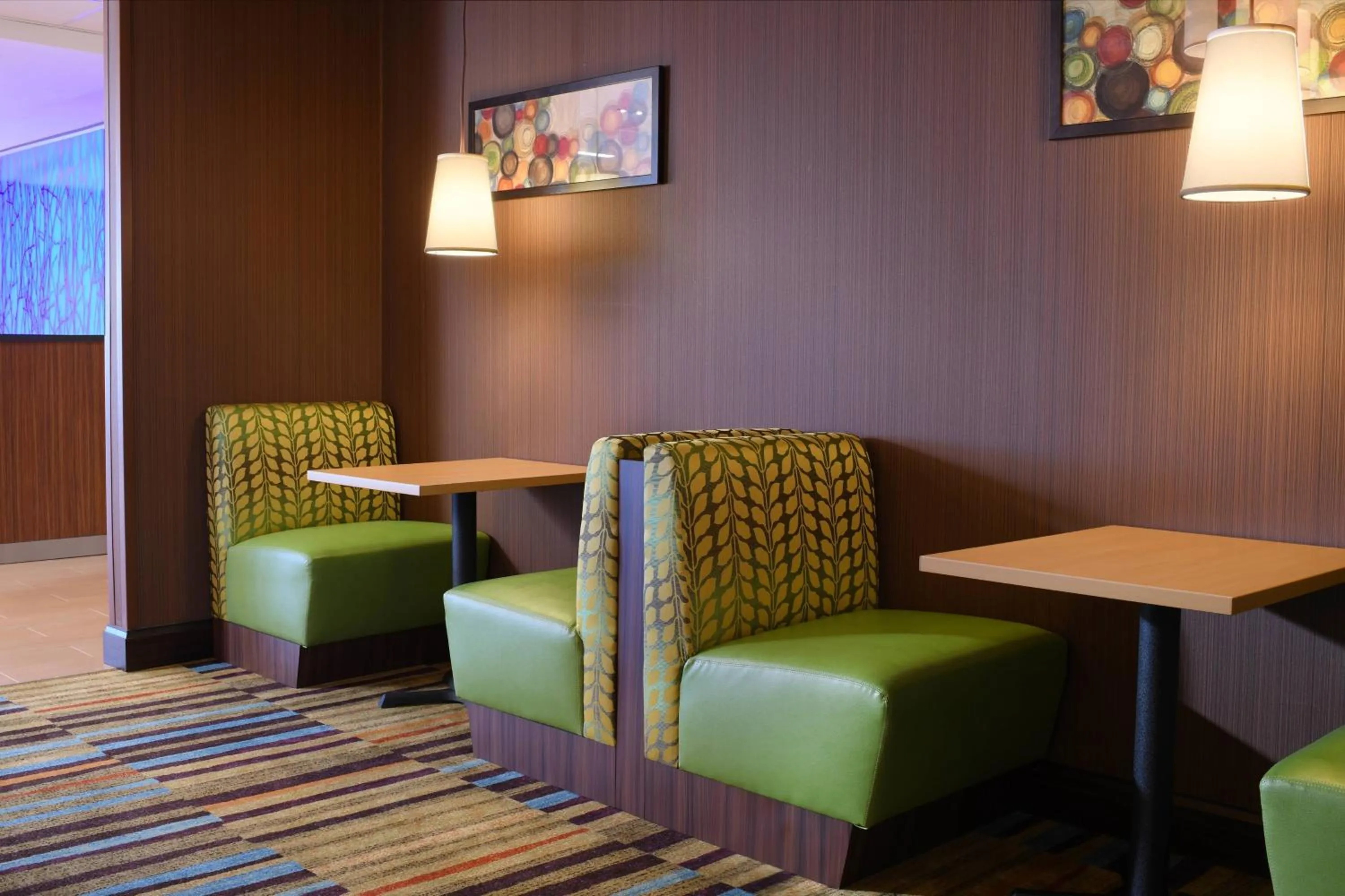 Breakfast in Fairfield Inn & Suites by Marriott Fort Worth South/Burleson