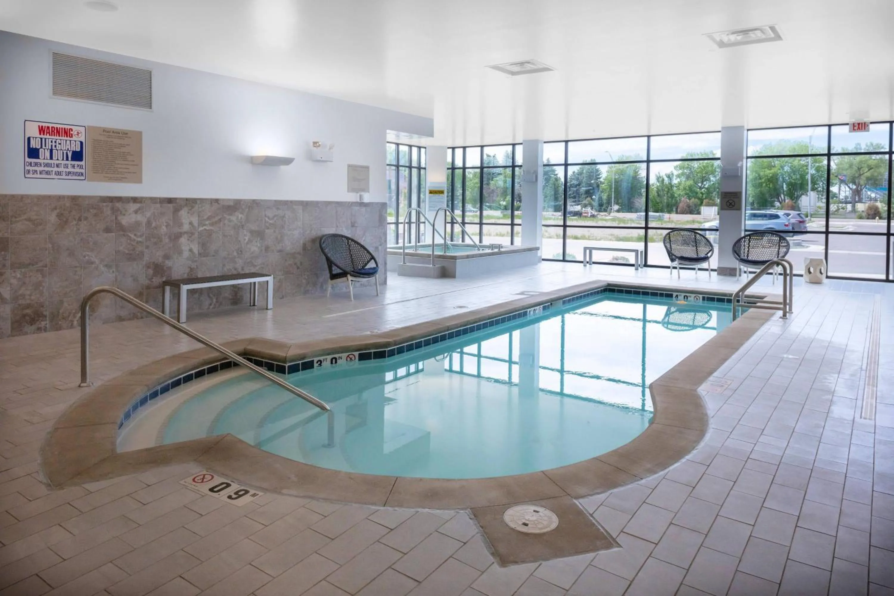 Swimming pool in SpringHill Suites by Marriott Great Falls