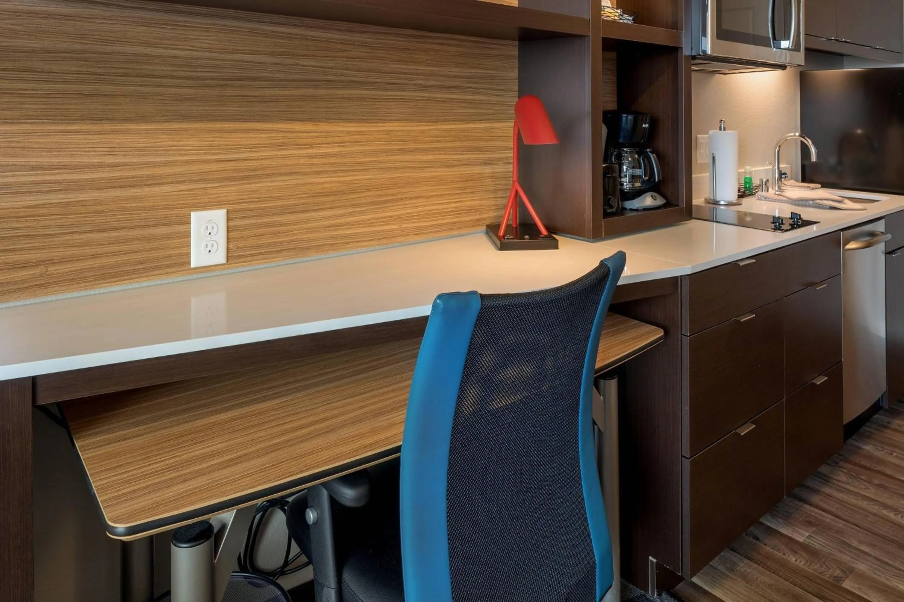 Photo of the whole room in TownePlace Suites by Marriott Milwaukee Oak Creek