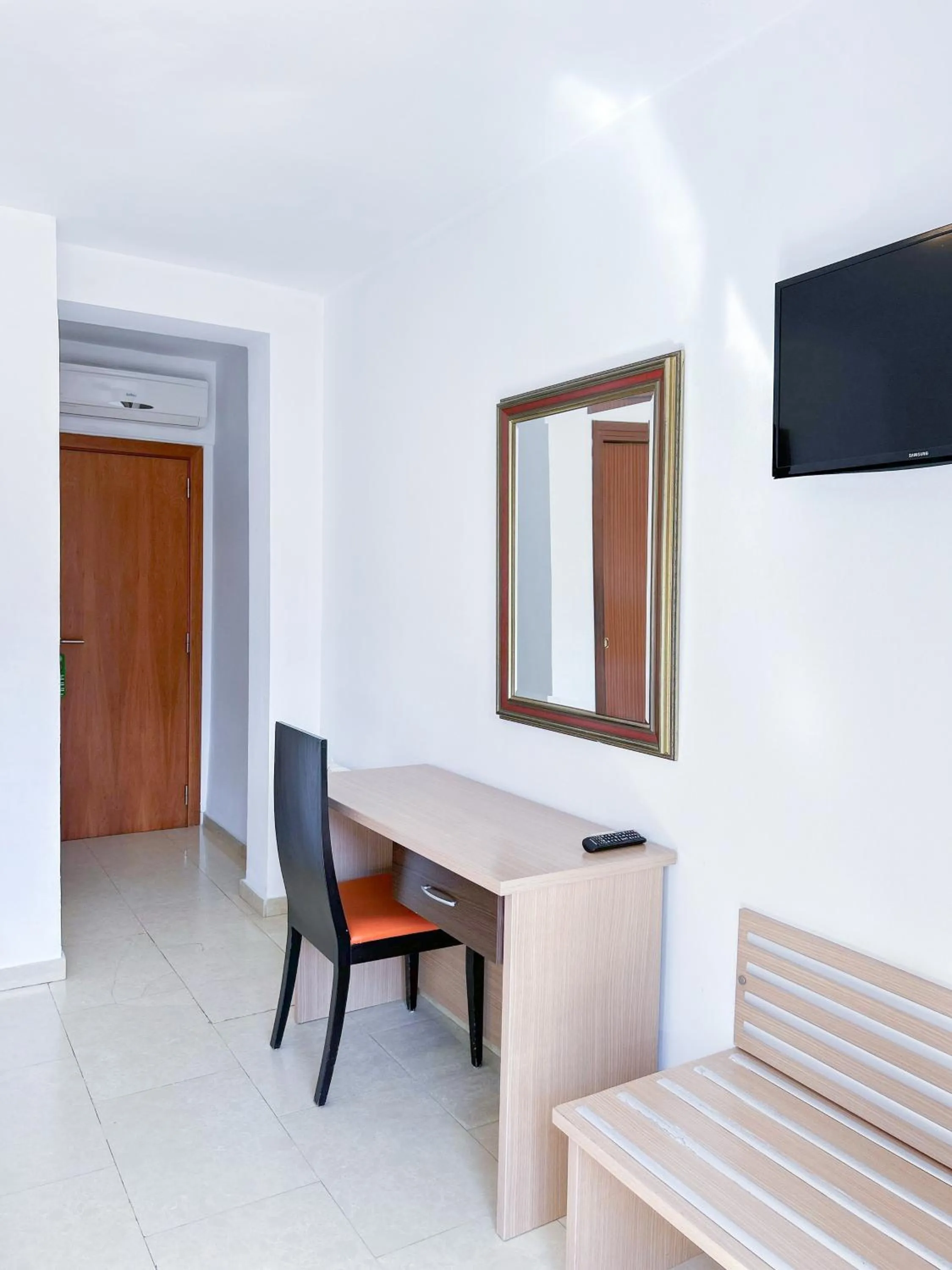 TV and multimedia in Hotel Primavera Benidorm