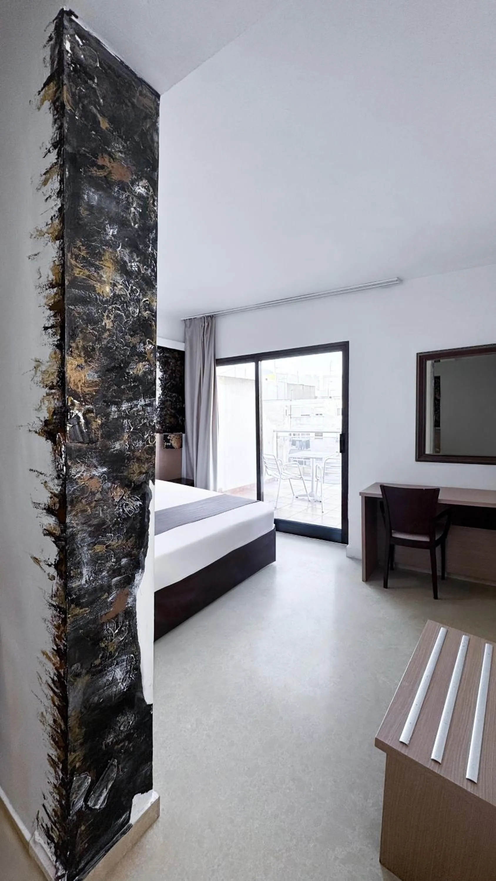 Bed in Hotel Primavera Benidorm