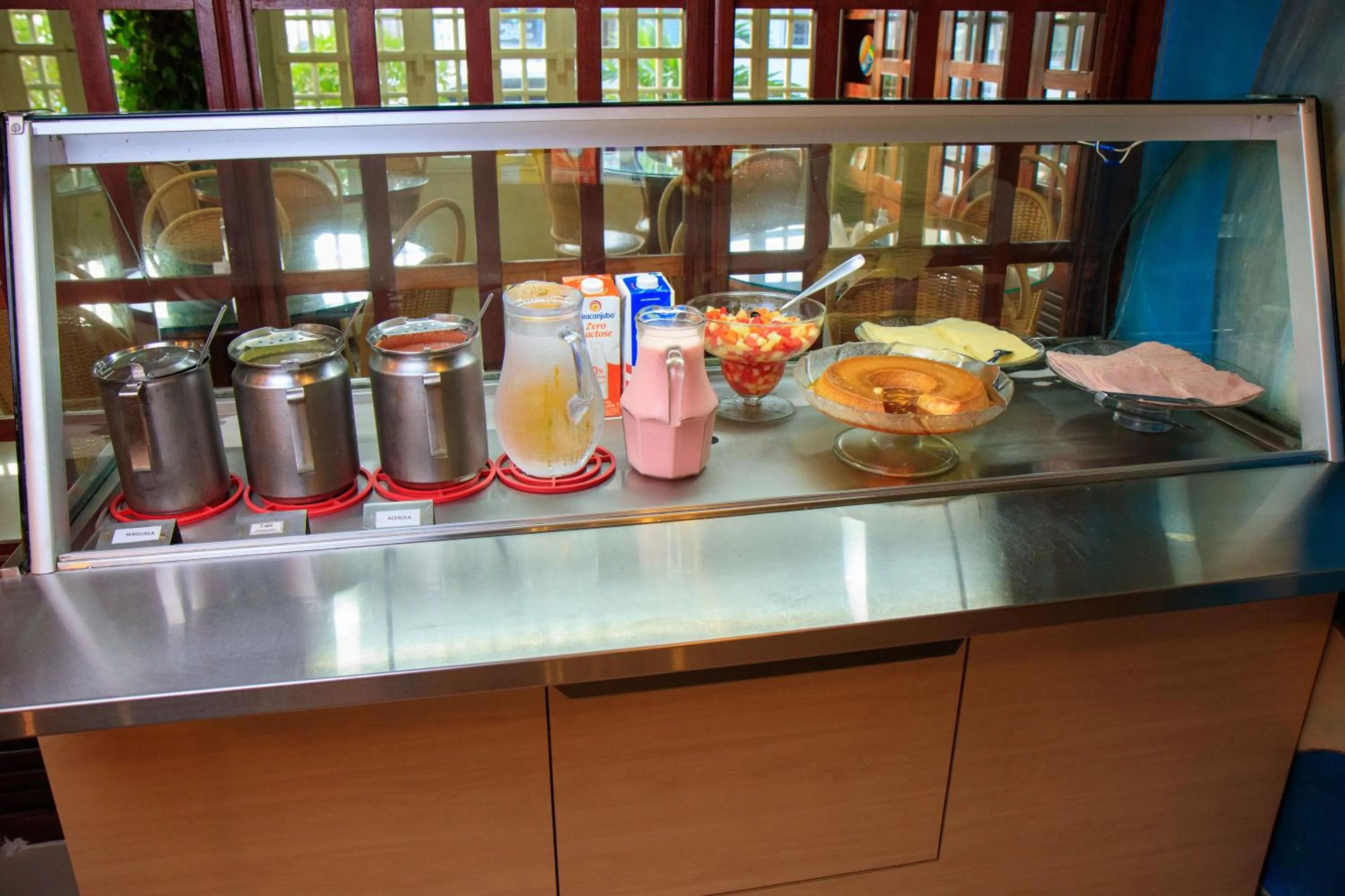 Breakfast in Pousada Shalom Beach