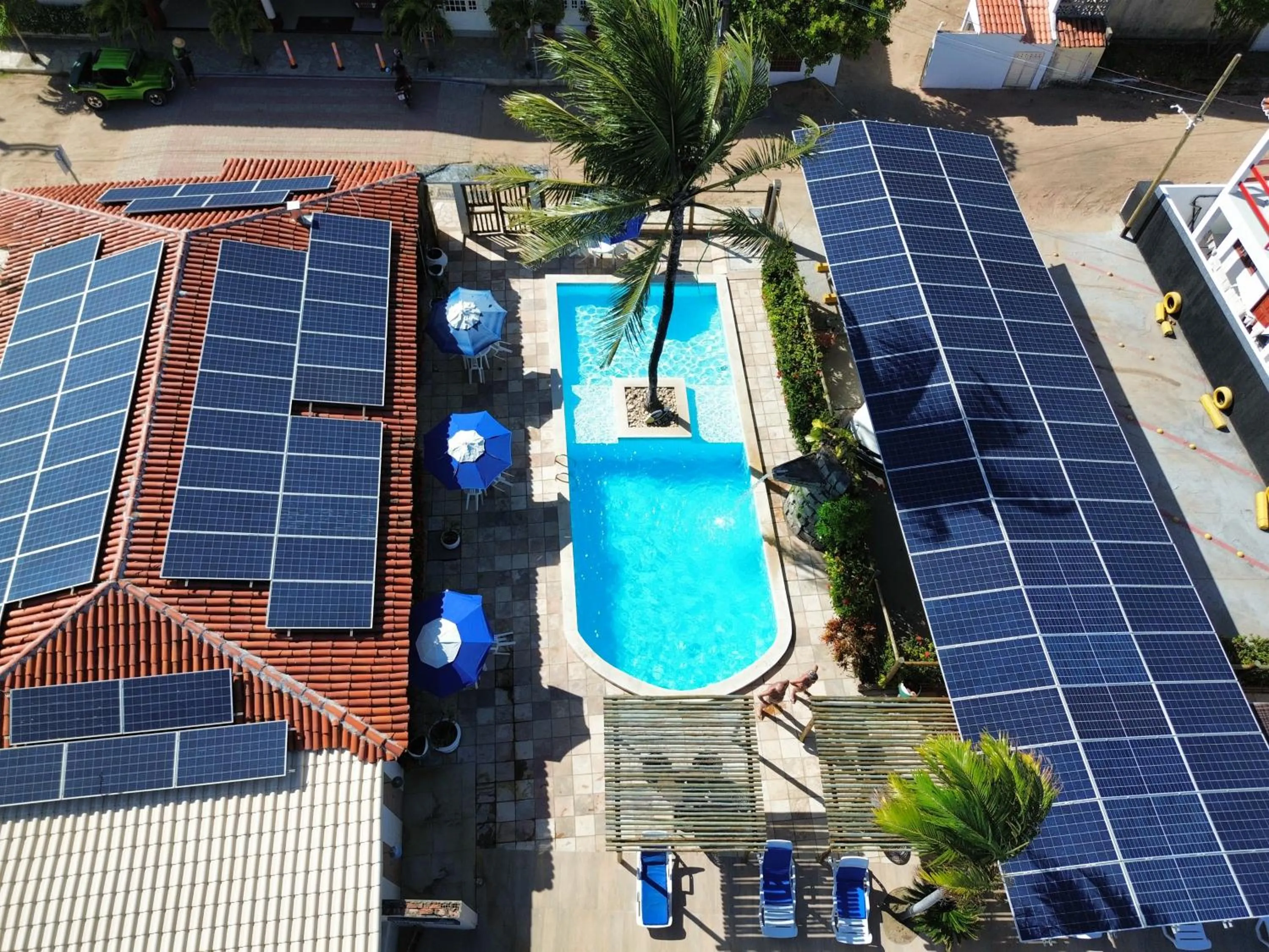 Pool view in Pousada Shalom Beach