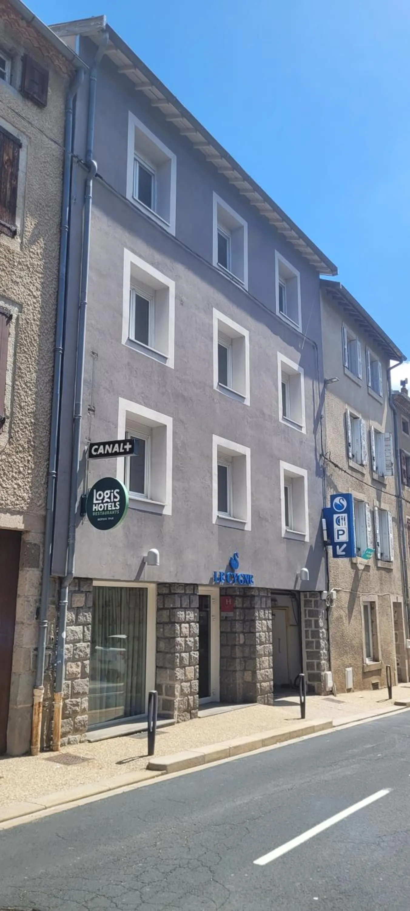 Logis Hotel Restaurant Le Cygne