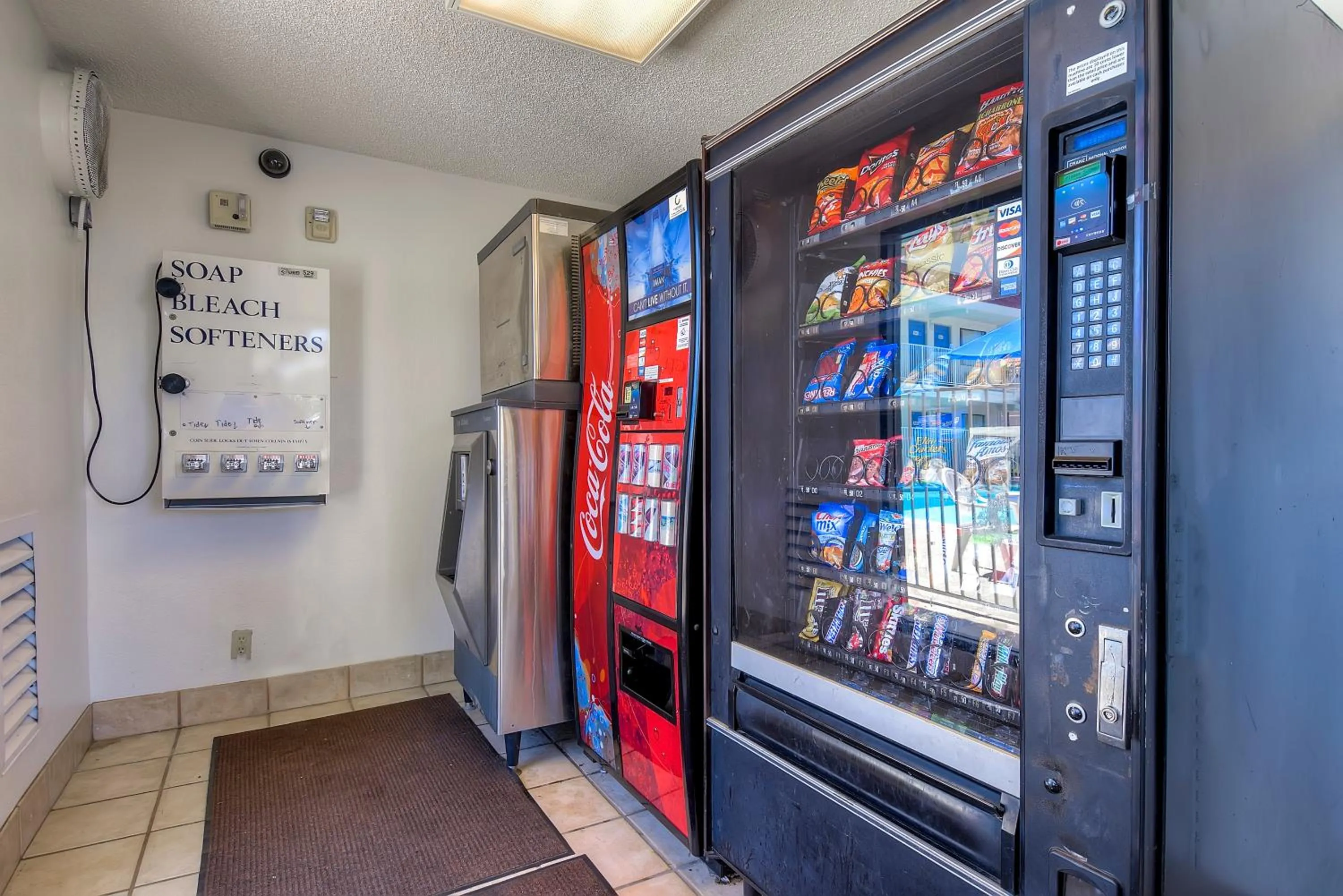 Decorative detail in Motel 6-Carlsbad, CA - East Near LEGOLAND