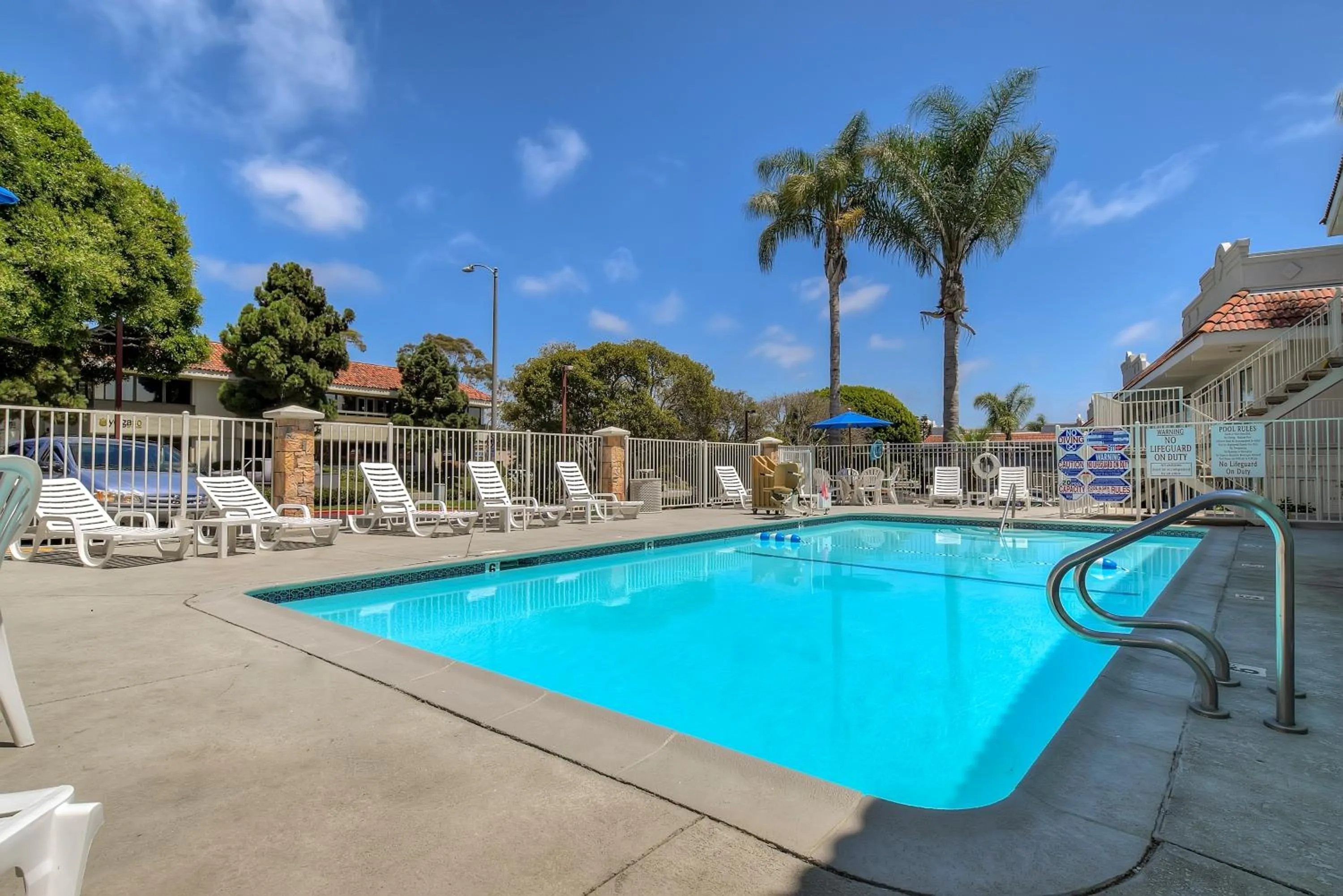 Swimming pool in Motel 6-Carlsbad, CA - East Near LEGOLAND