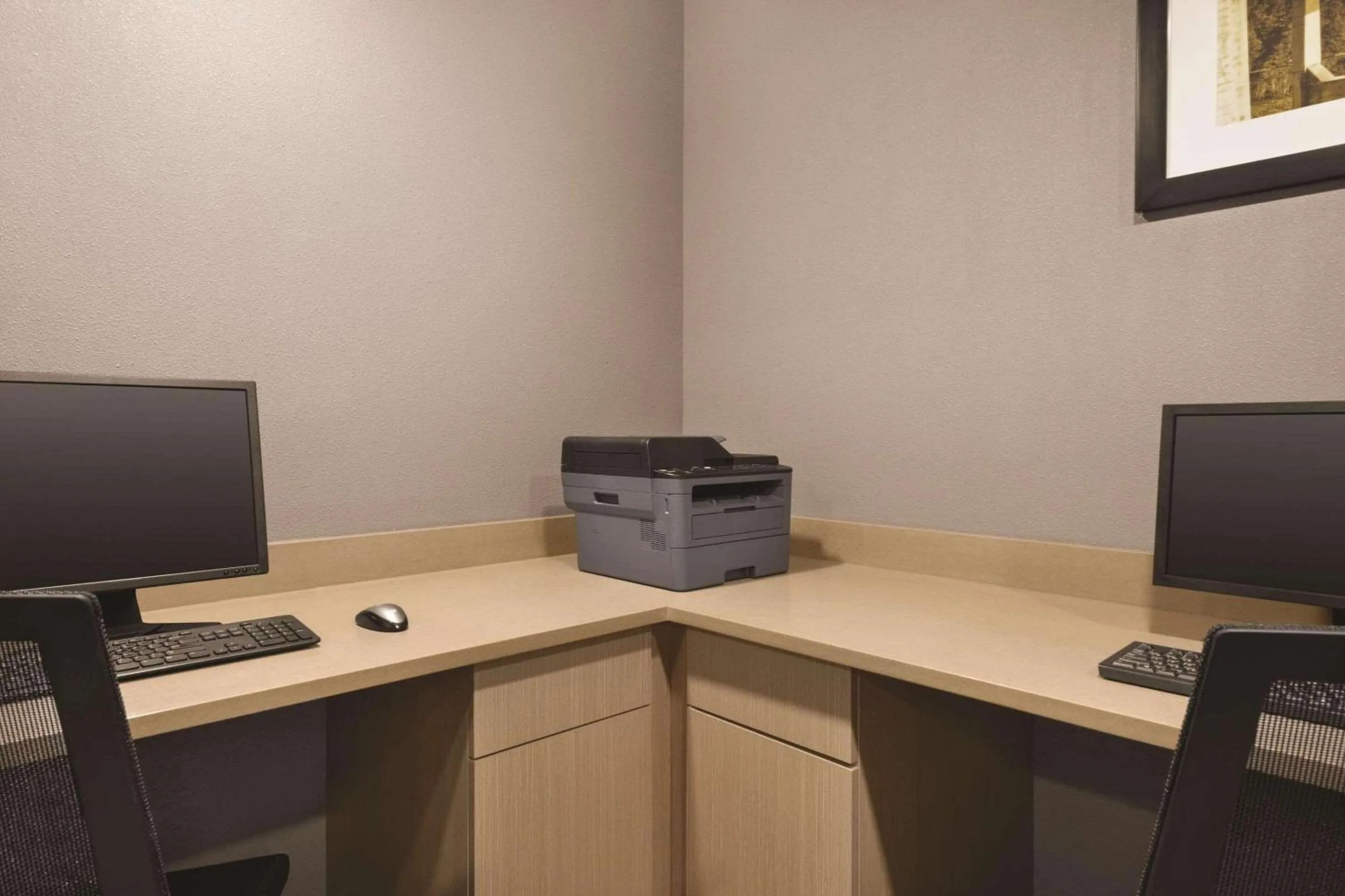 Business facilities in Country Inn & Suites by Radisson, Bradenton-Lakewood-Ranch, FL