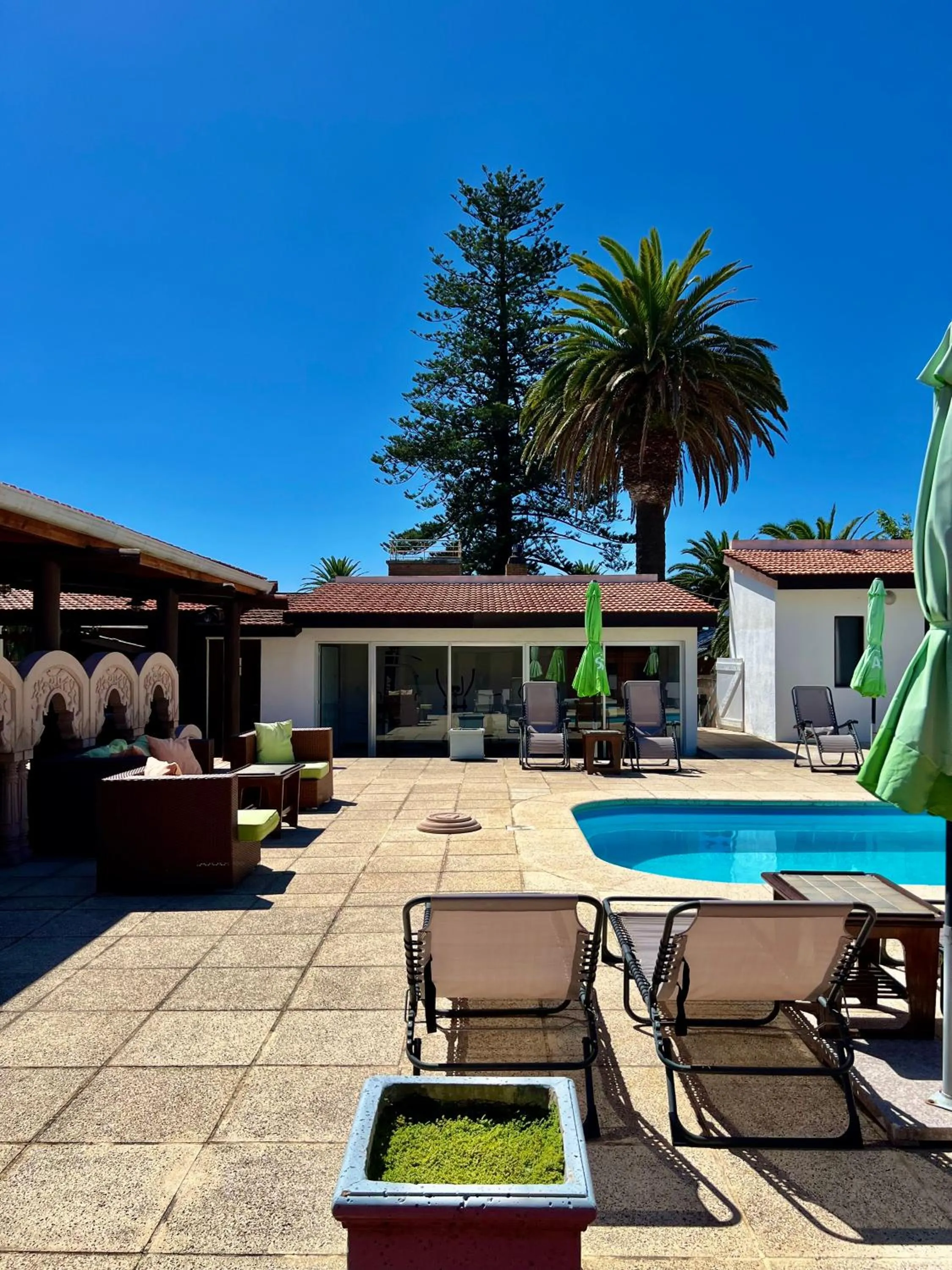 Inner courtyard view in Hotel Concorde