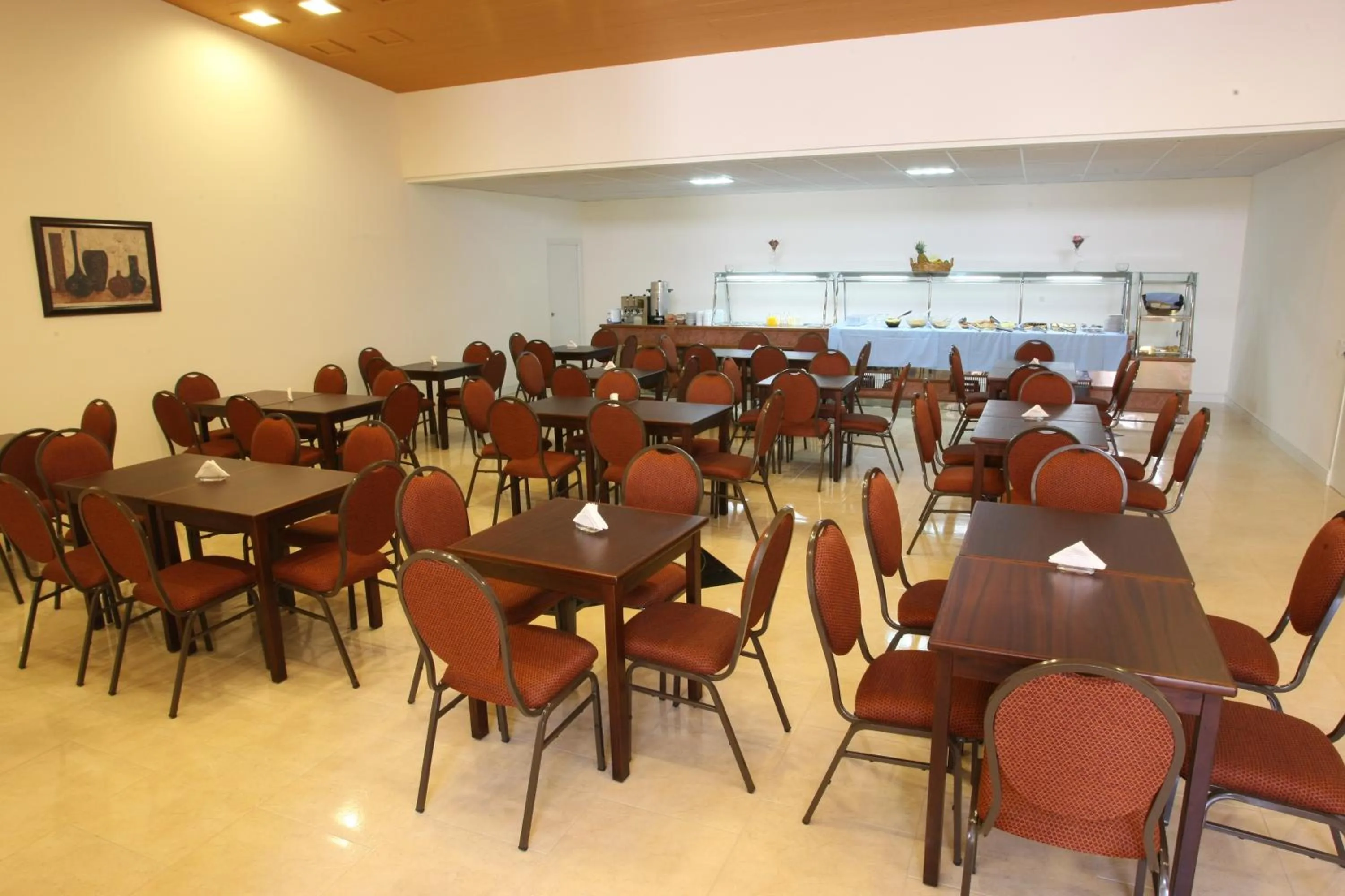 Restaurant/places to eat in Hotel Concorde