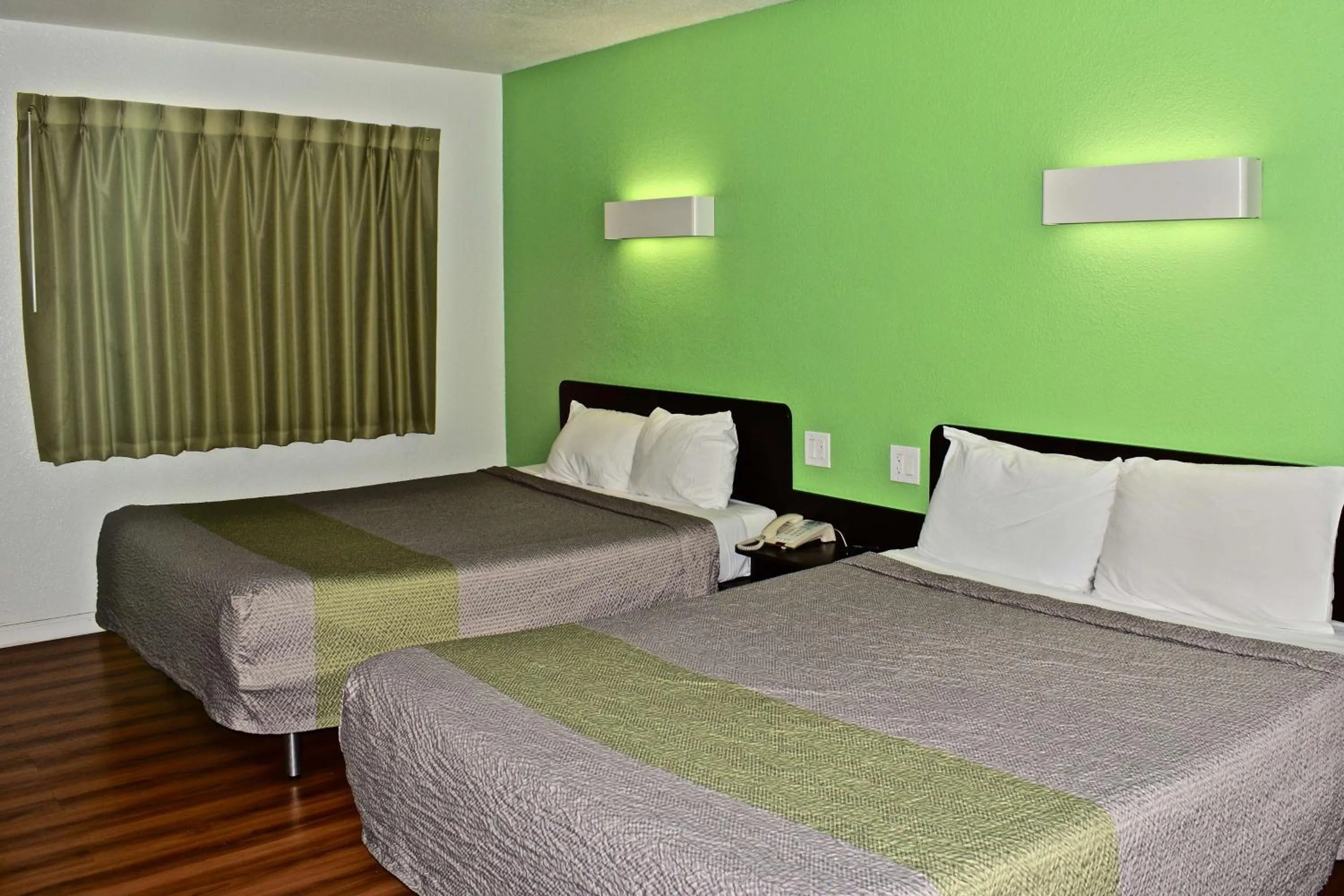 Photo of the whole room, Bed in Motel 6-Barstow, CA