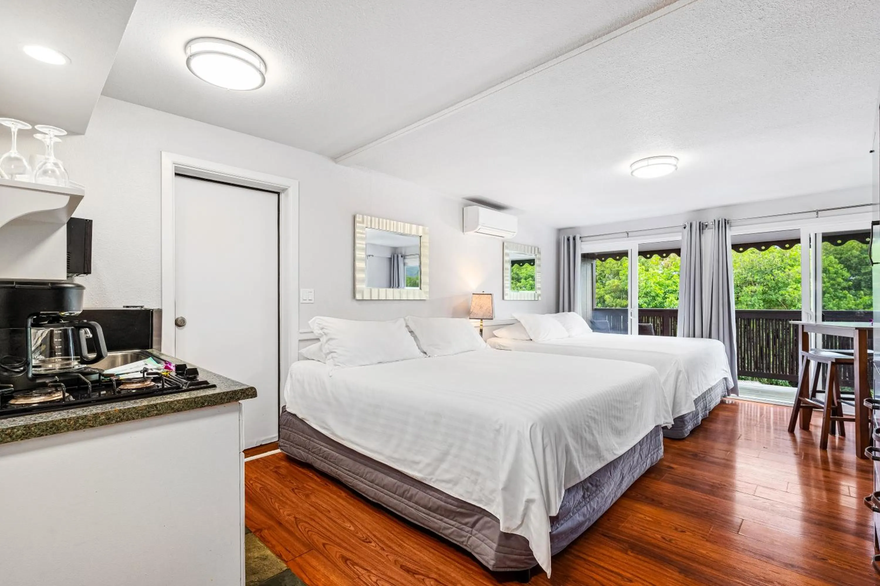 Bed in Paradise Bay Resort