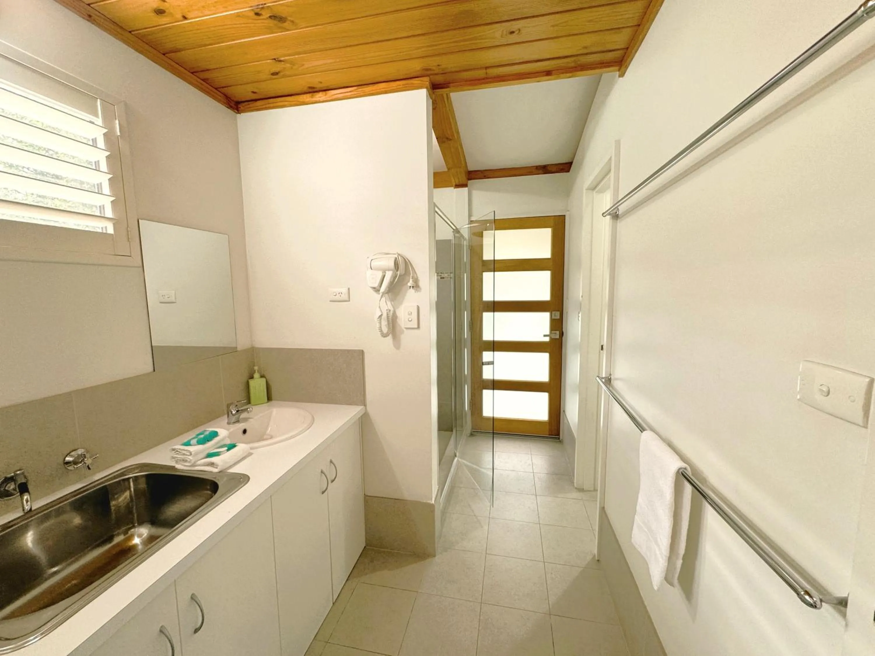 Bay Village Dunsborough