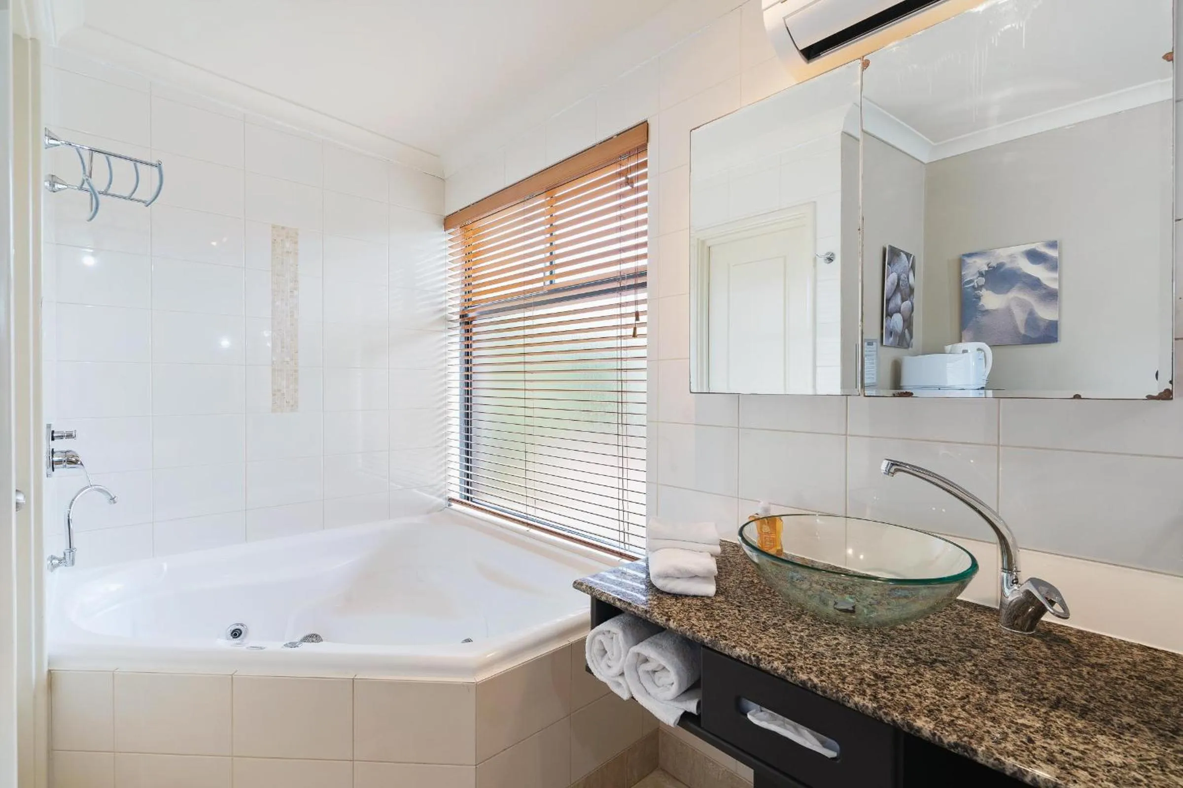 Bay Village Dunsborough