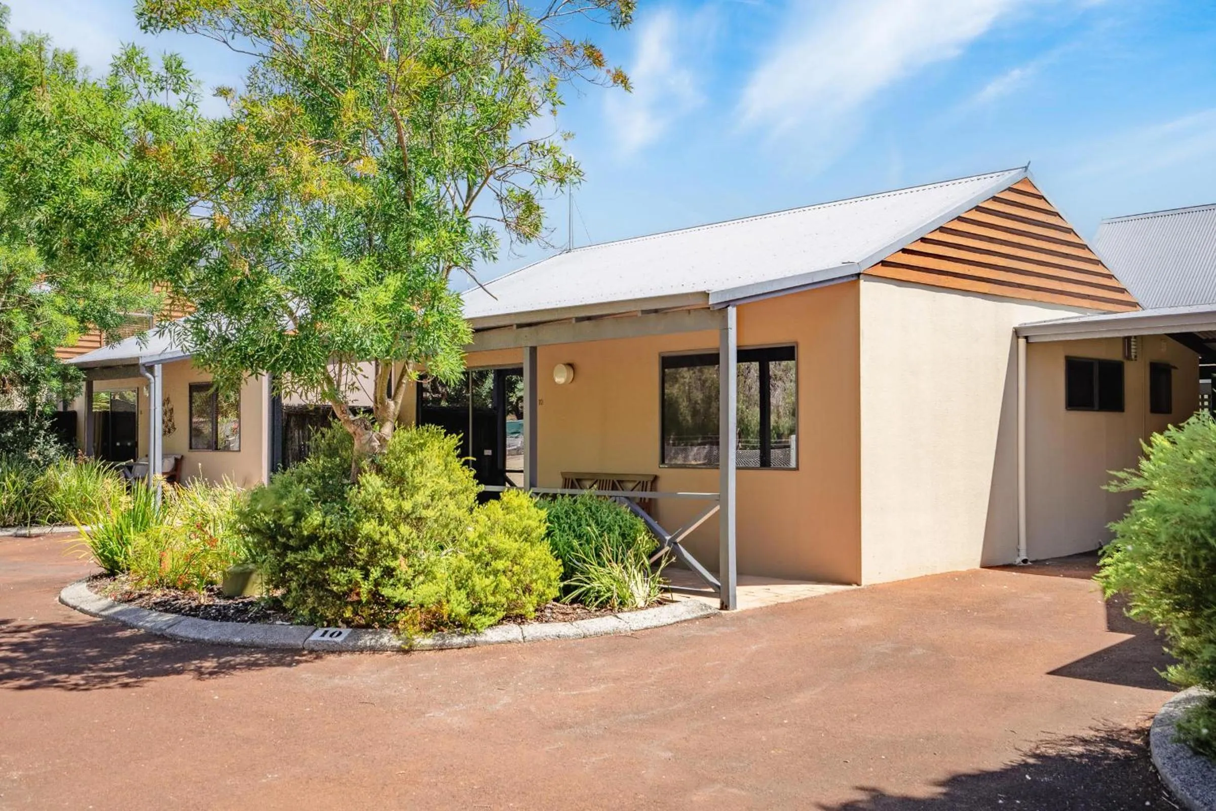 Bay Village Dunsborough