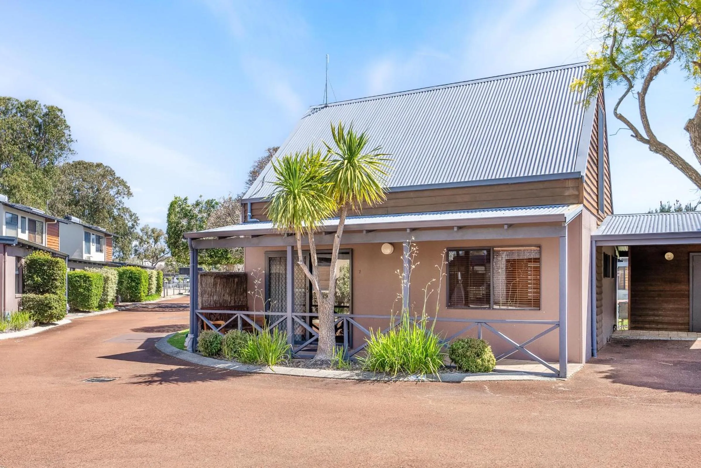 Bay Village Dunsborough