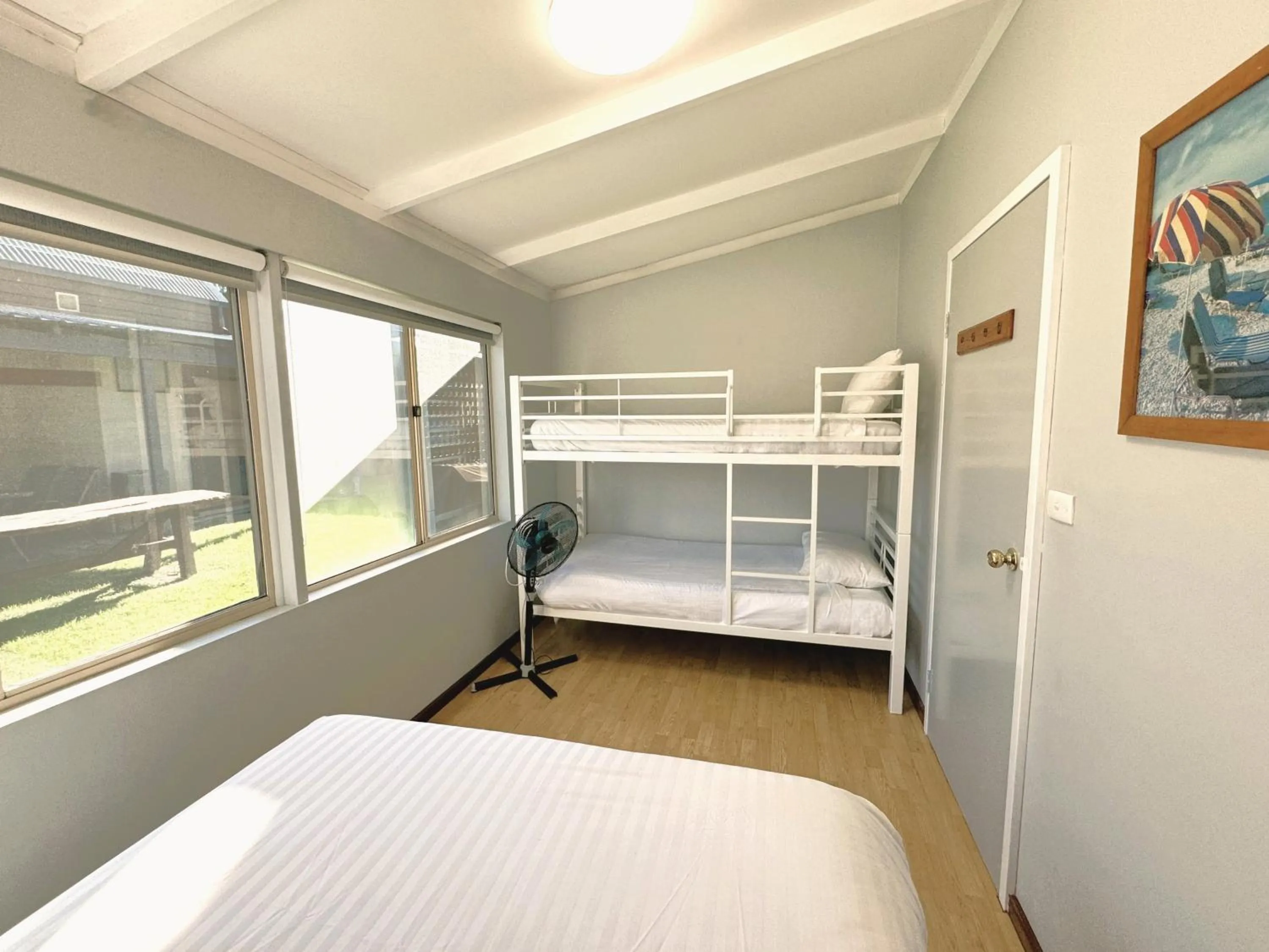 Bed in Bay Village Dunsborough