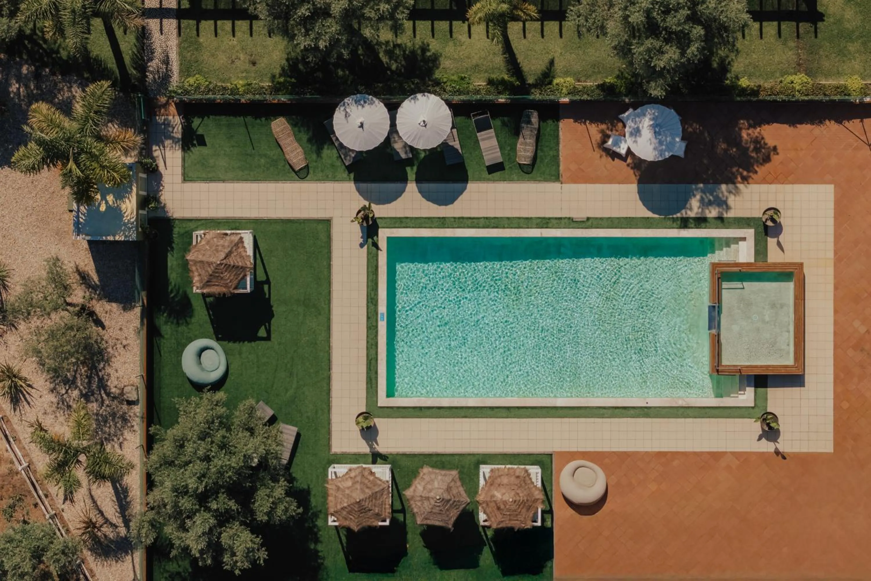 Swimming pool in Quinta do Pinheiro Hotel E Eventos by Grupo Quinta dos Lagos
