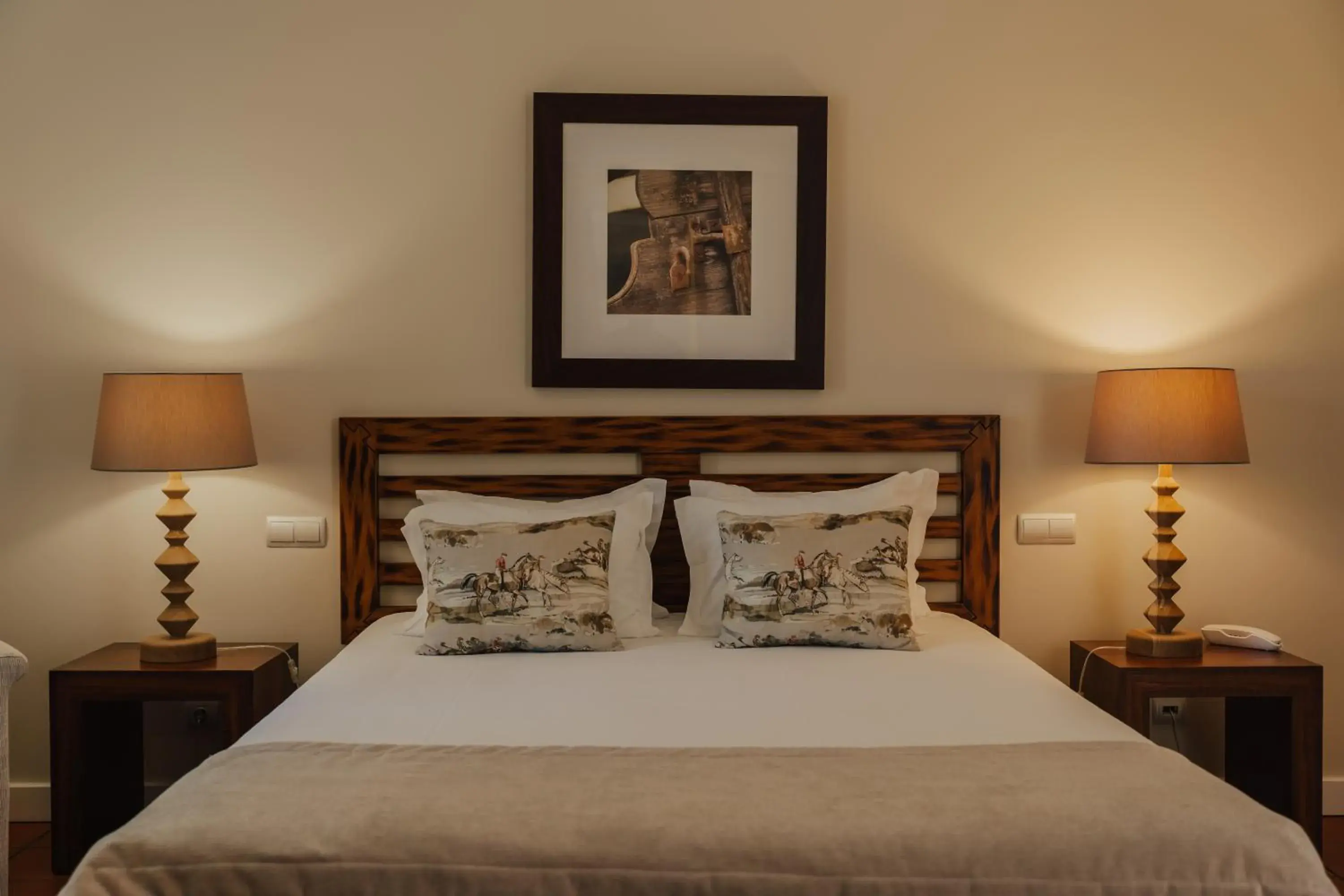 Family Suite in Quinta do Pinheiro Hotel E Eventos by Grupo Quinta dos Lagos Family Suite in Quinta do Pinheiro Hotel E Eventos by Grupo Quinta dos Lagos