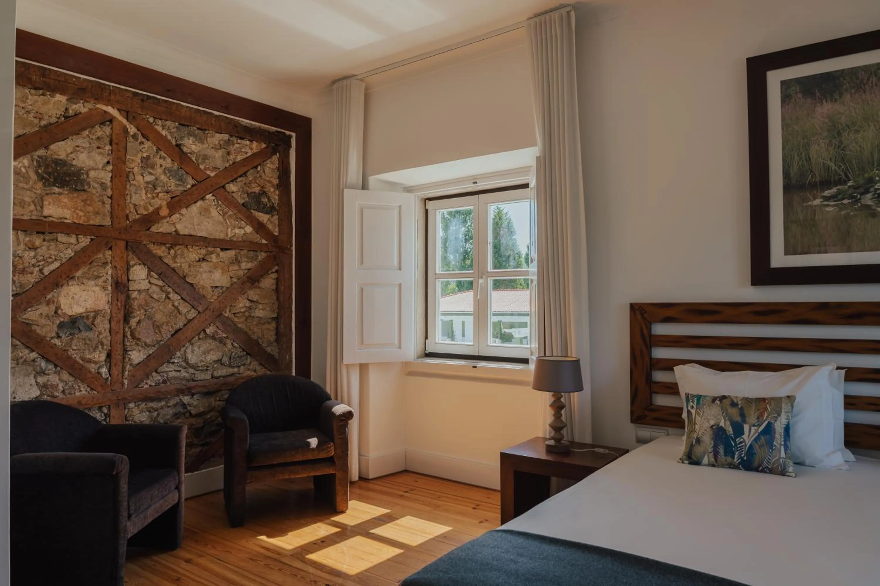 Bedroom, Bed in Quinta do Pinheiro Hotel E Eventos by Grupo Quinta dos Lagos