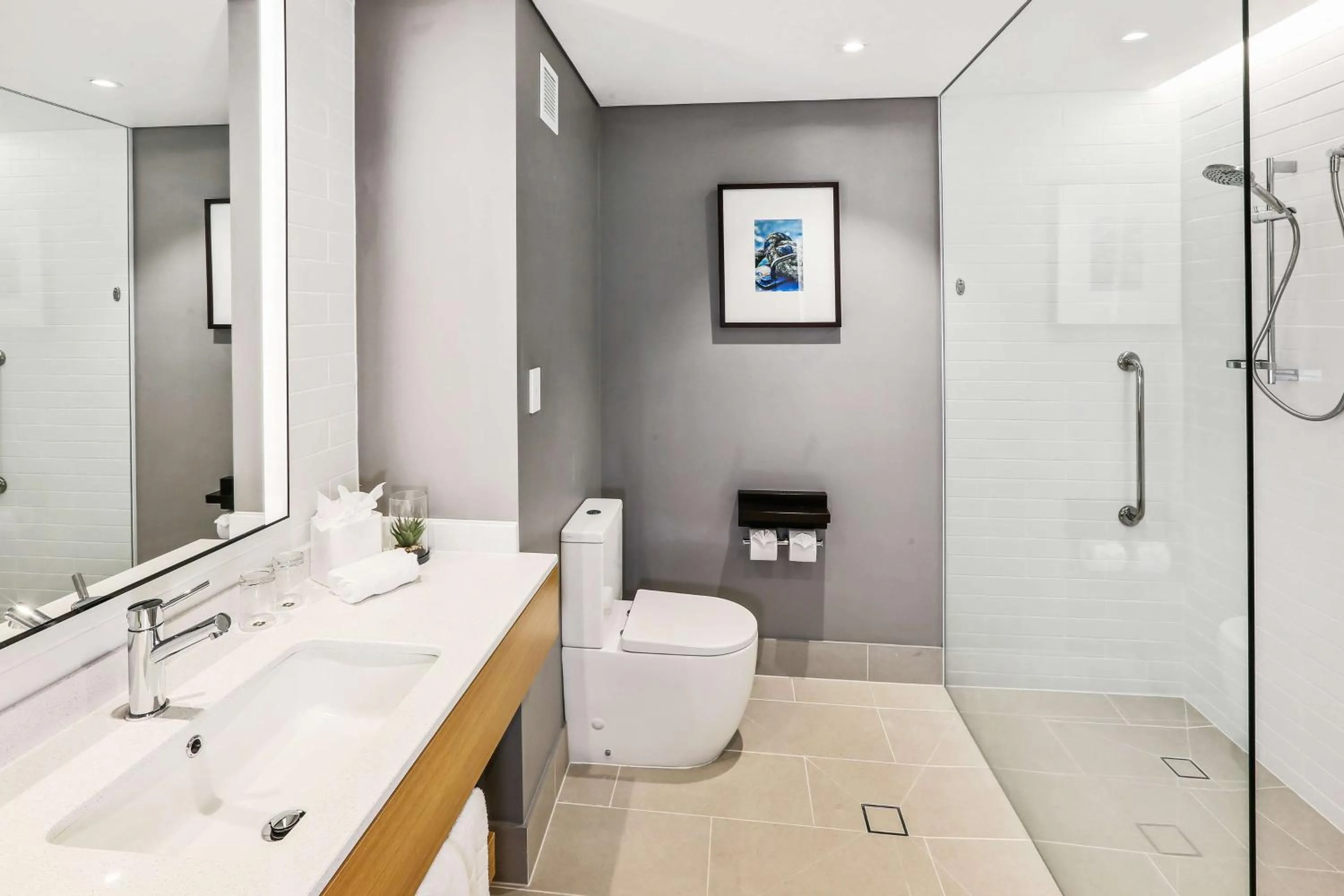 Bedroom in Shangri-La The Marina, Cairns