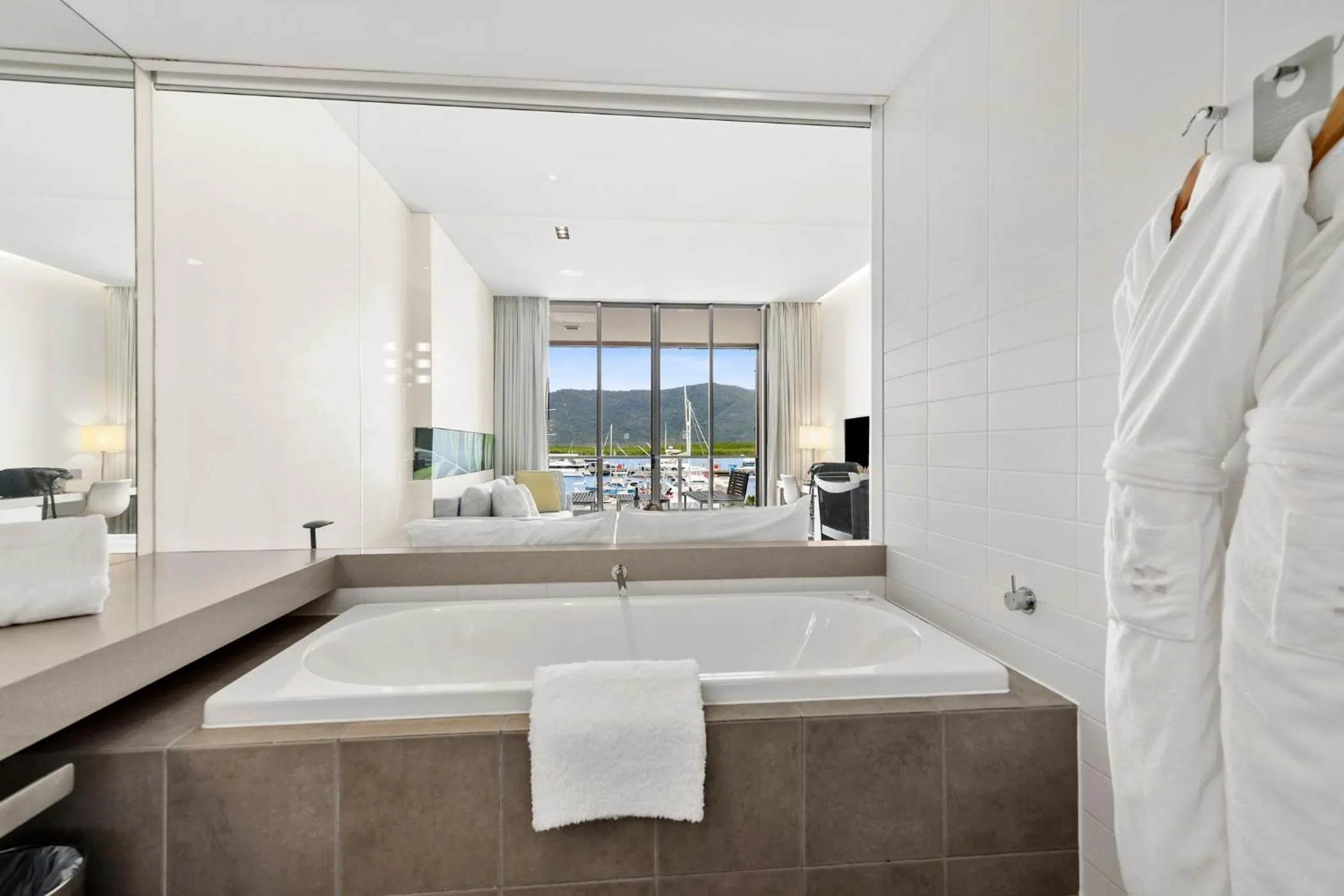 Bathroom in Shangri-La The Marina, Cairns