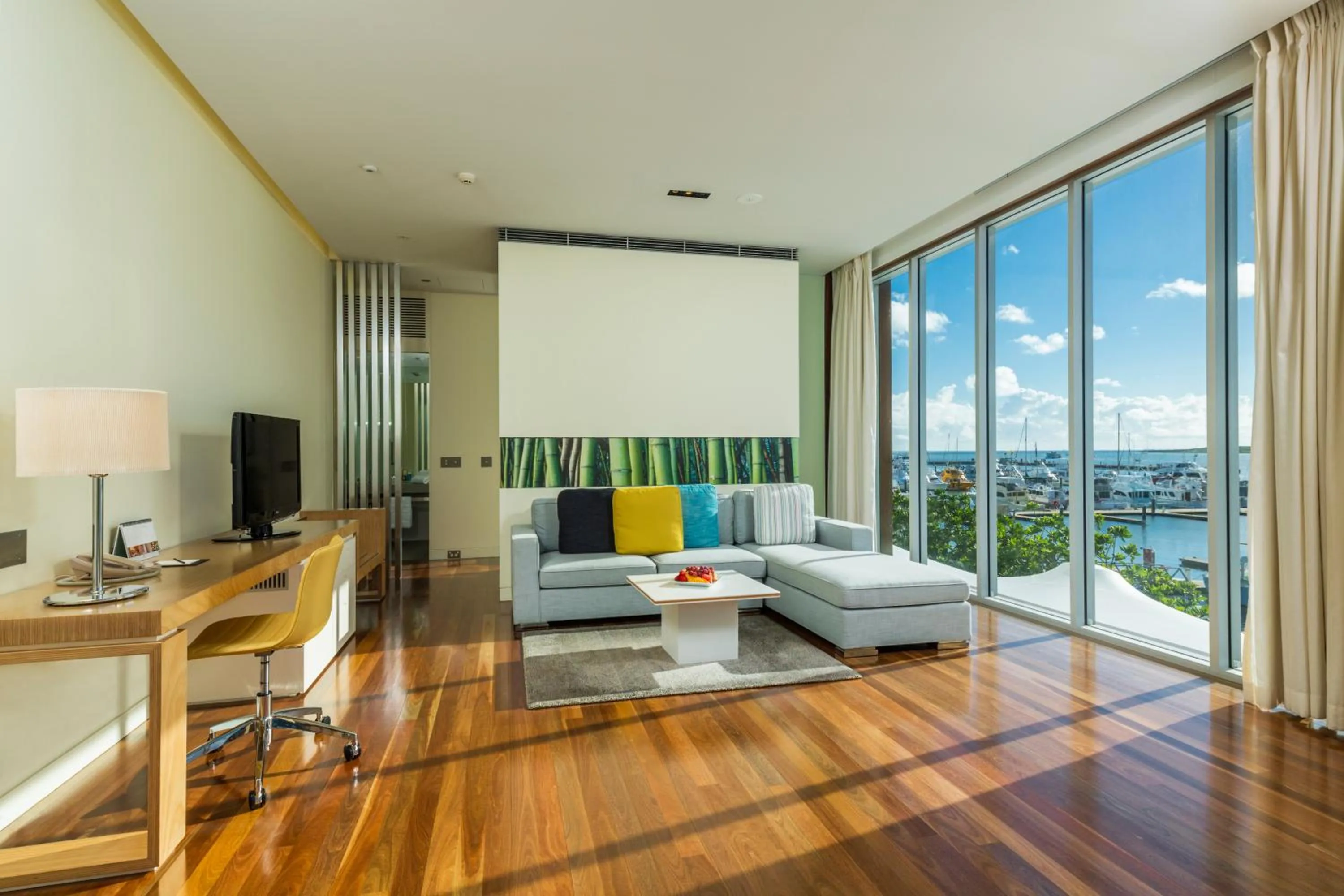 View (from property/room), Bed in Shangri-La The Marina, Cairns