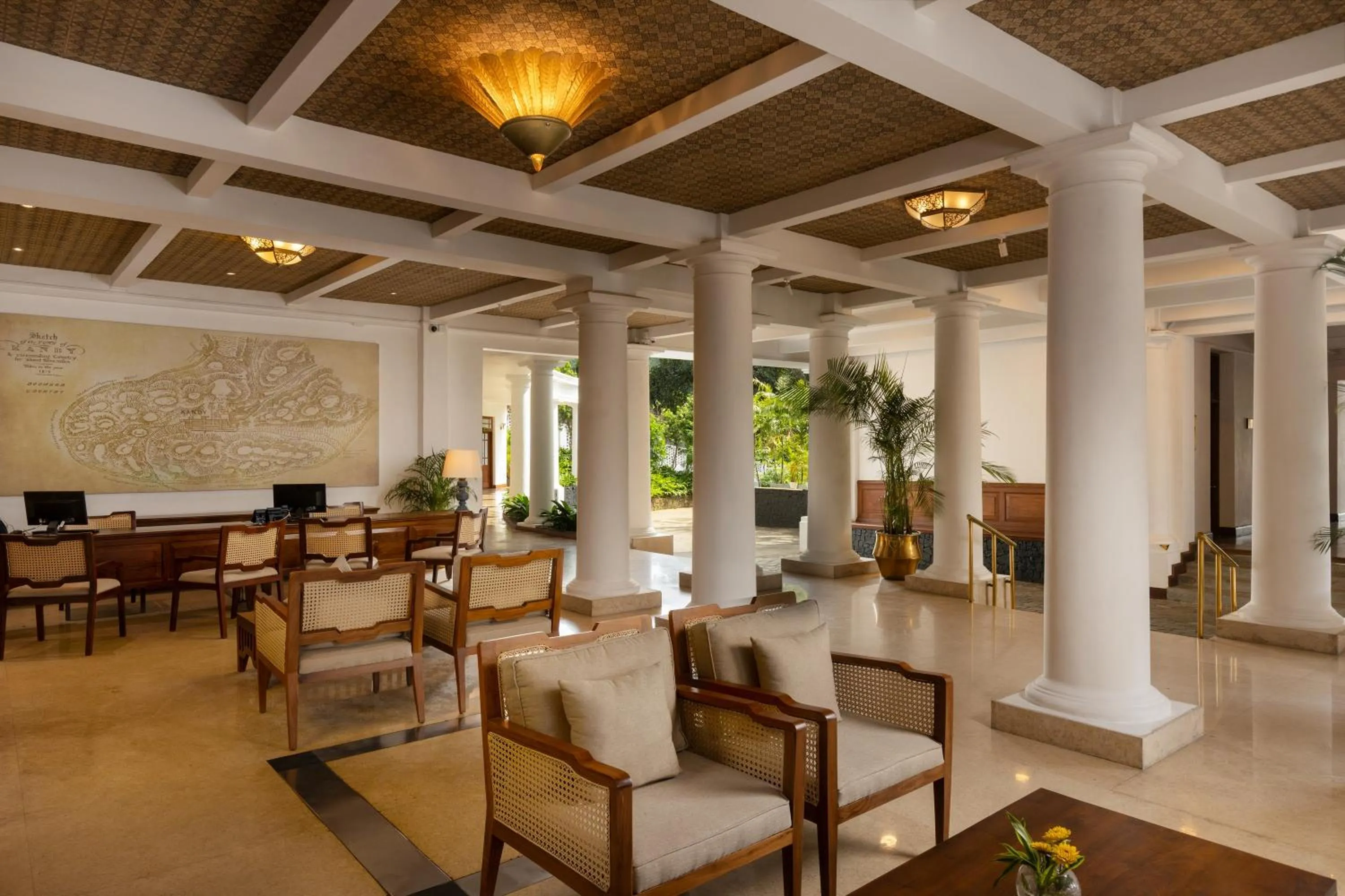 Lobby or reception in Hotel Suisse Kandy - Since 1890