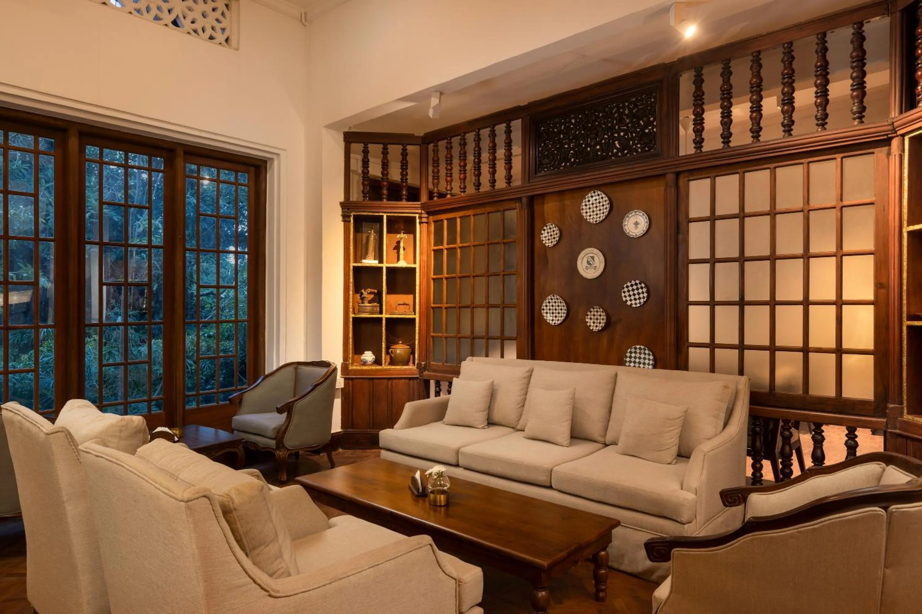 Seating area in Hotel Suisse Kandy - Since 1890