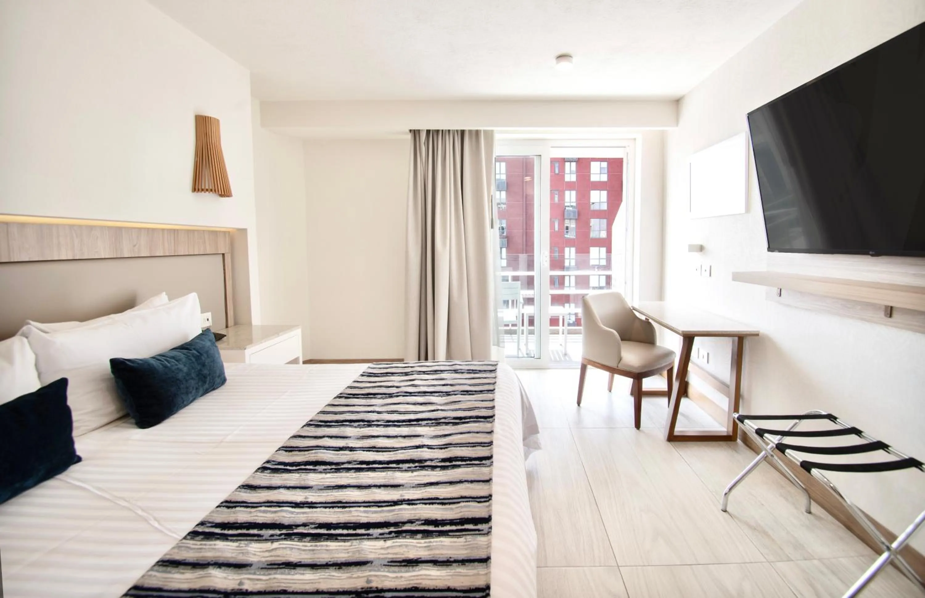 Bedroom, Bed in Hotel Velvet Plaza