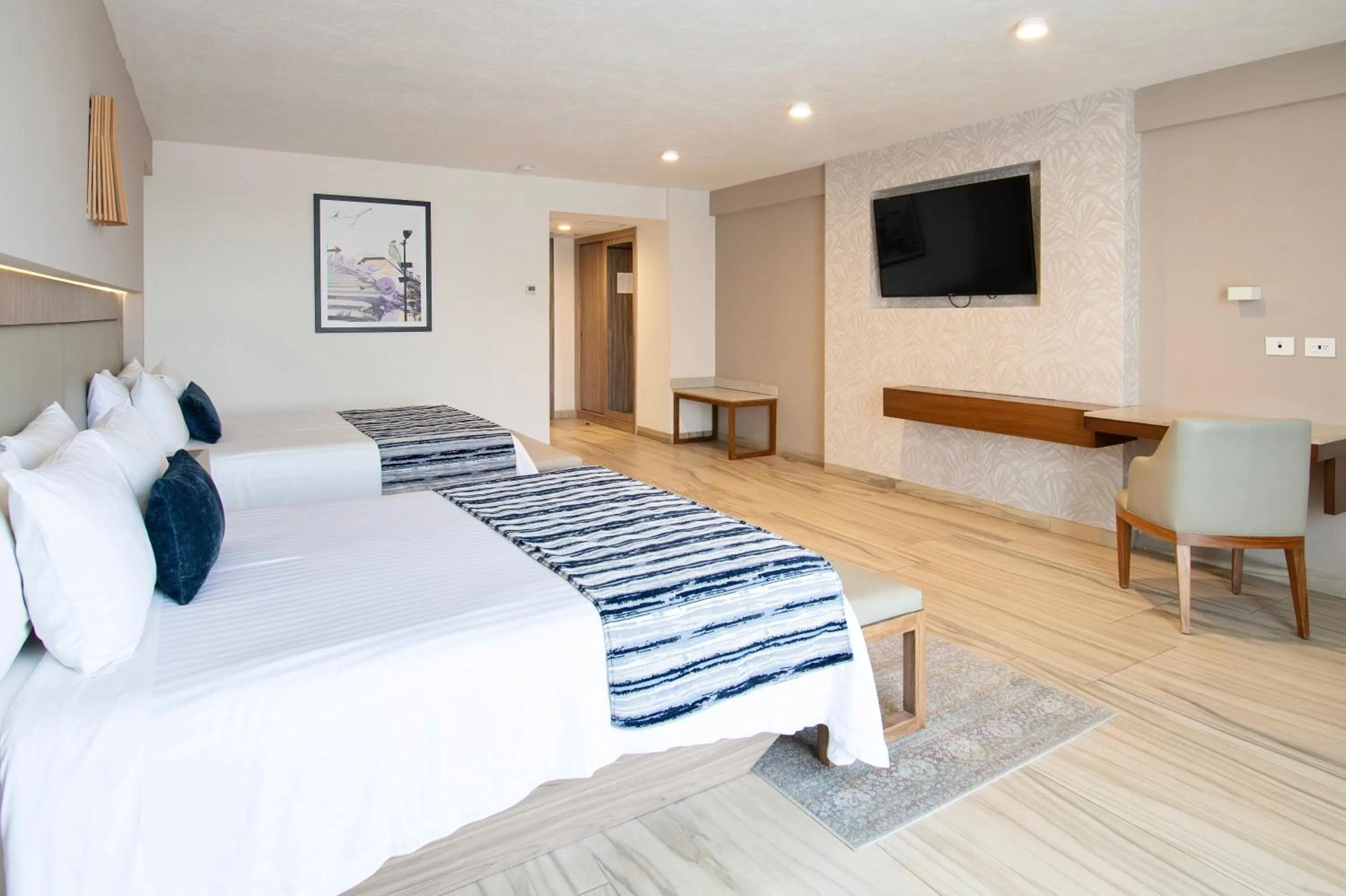 Bedroom, Bed in Hotel Velvet Plaza