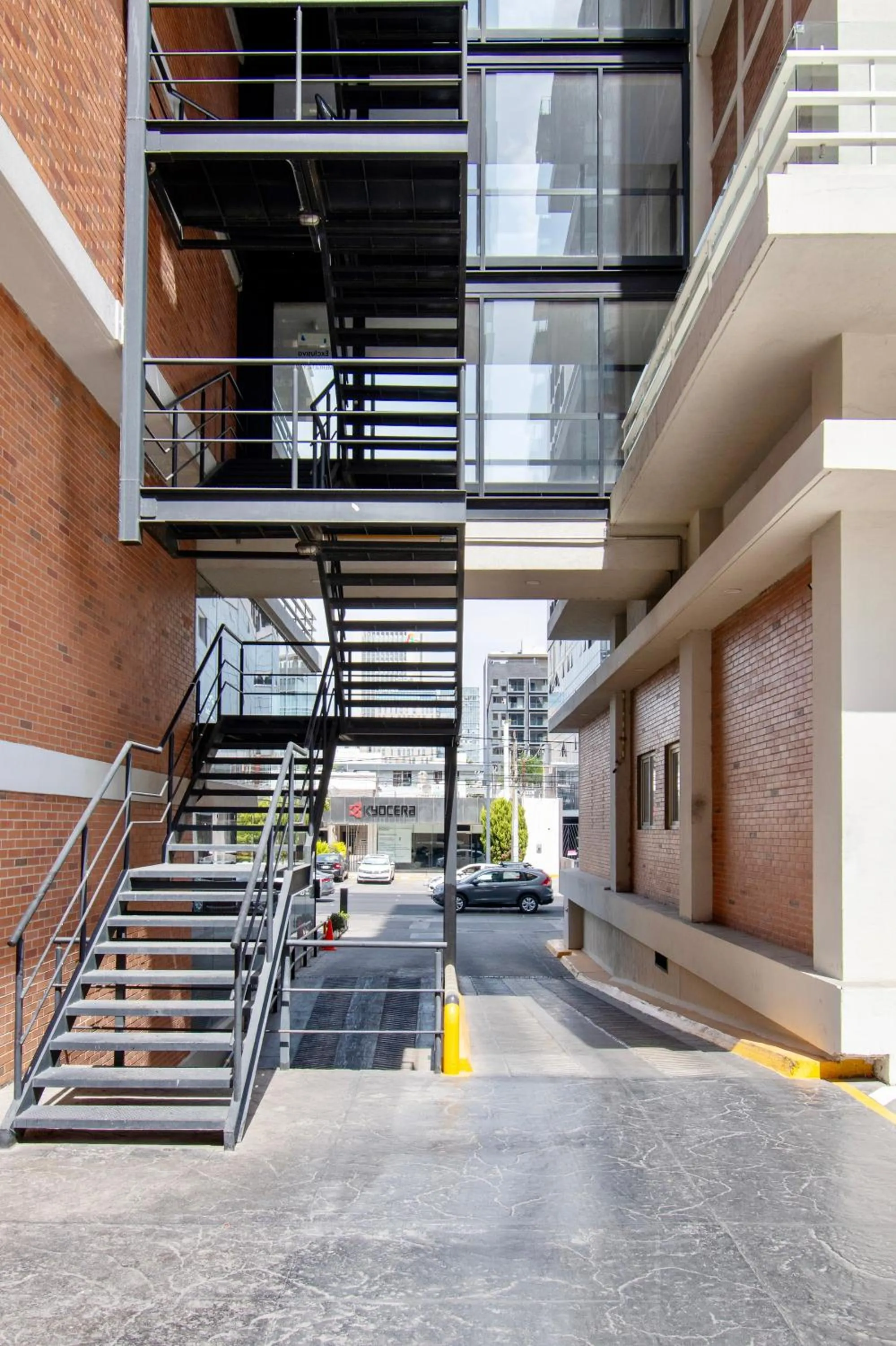 Facade/entrance in Hotel Velvet Plaza