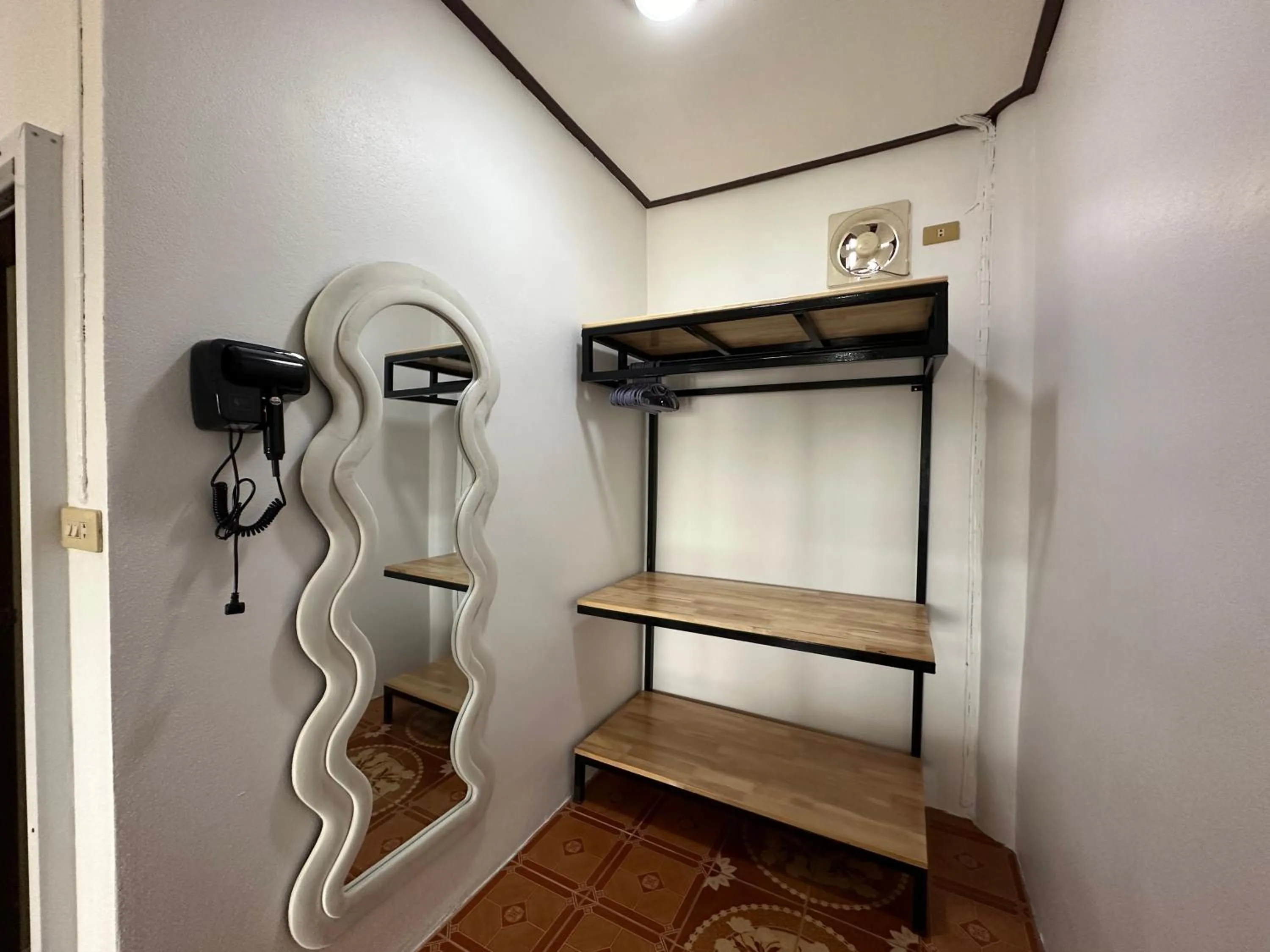 furniture in Lanta Garden Home