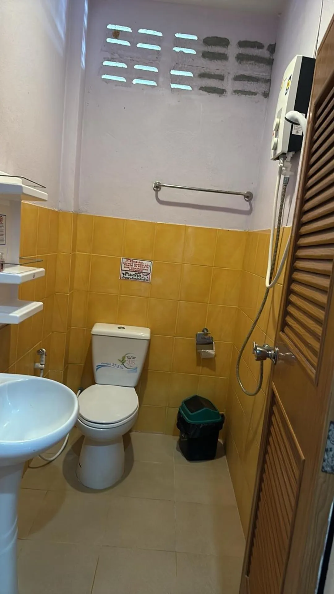 Bathroom in Lanta Garden Home