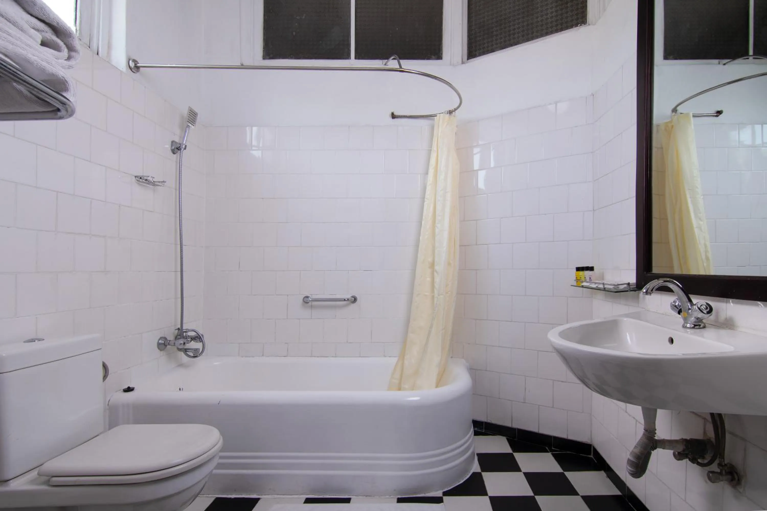 Shower in Queen's Hotel Kandy - 160 Years of Heritage & Luxury