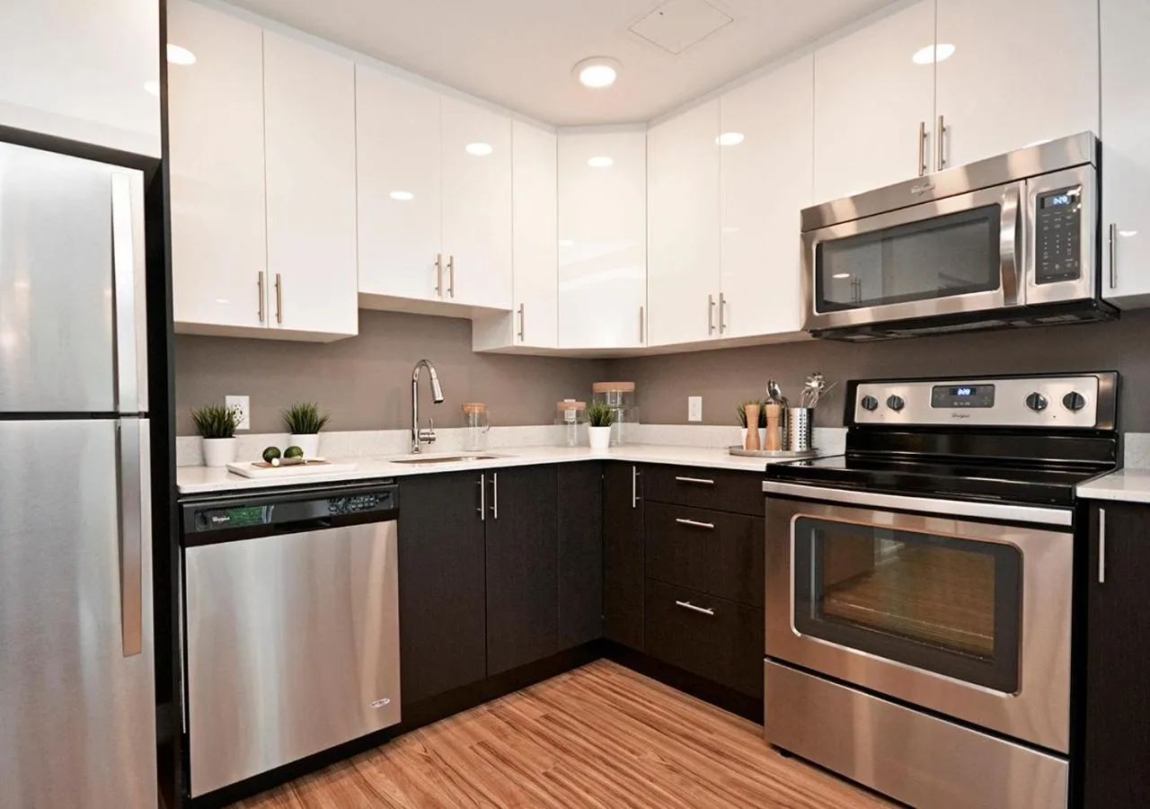 Kitchen or kitchenette in LIV Extended Stay