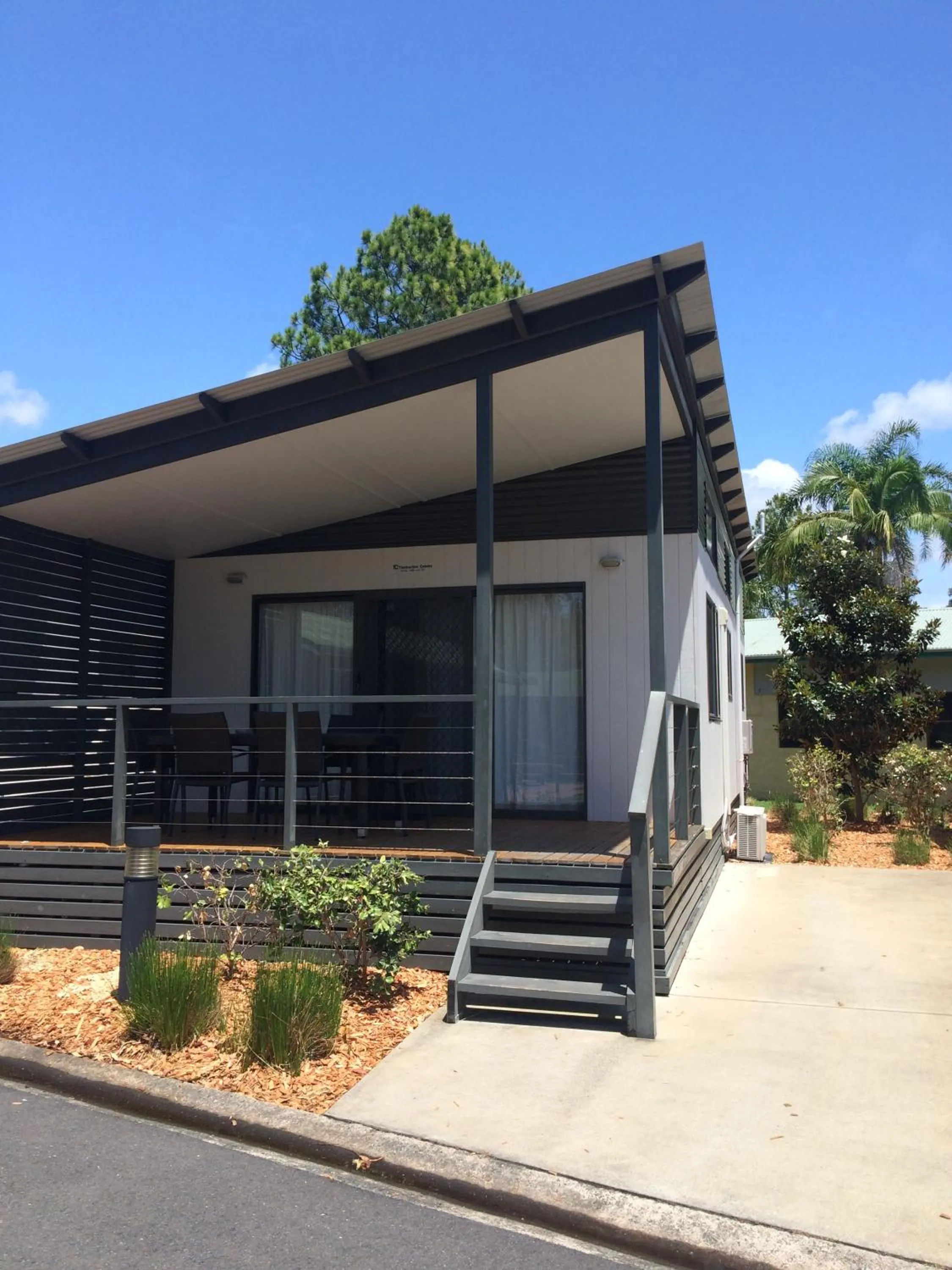 Property building in Lorikeet Holiday Park