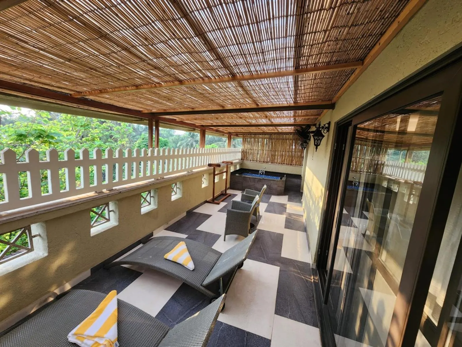 Day in Beleza By The Beach