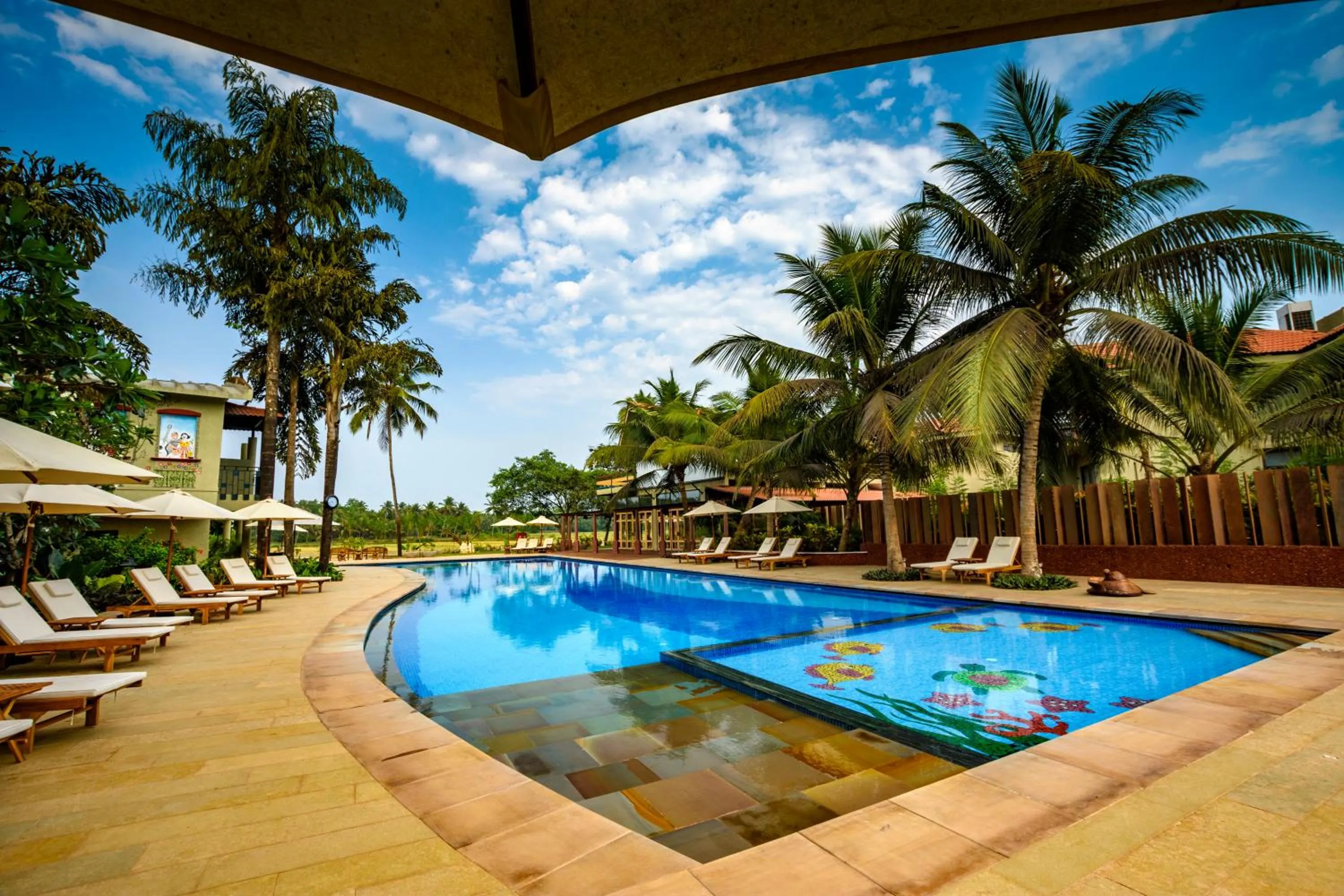 Swimming pool in Beleza By The Beach