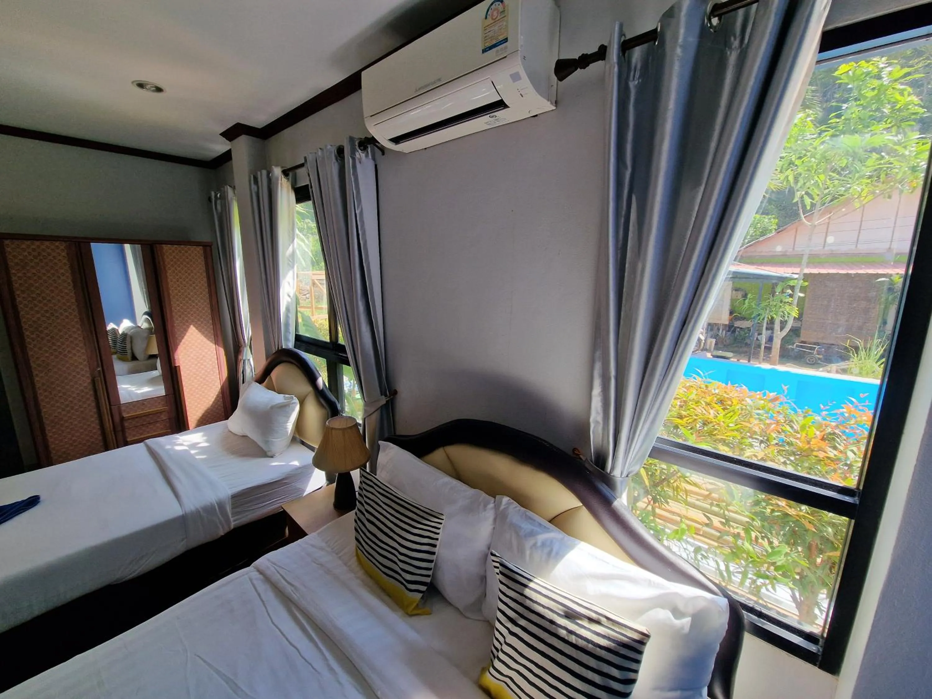 Bedroom, Bed in Rim Khao Resort