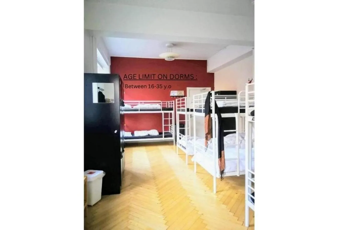 Bedroom, Bed in Sleep in Heaven