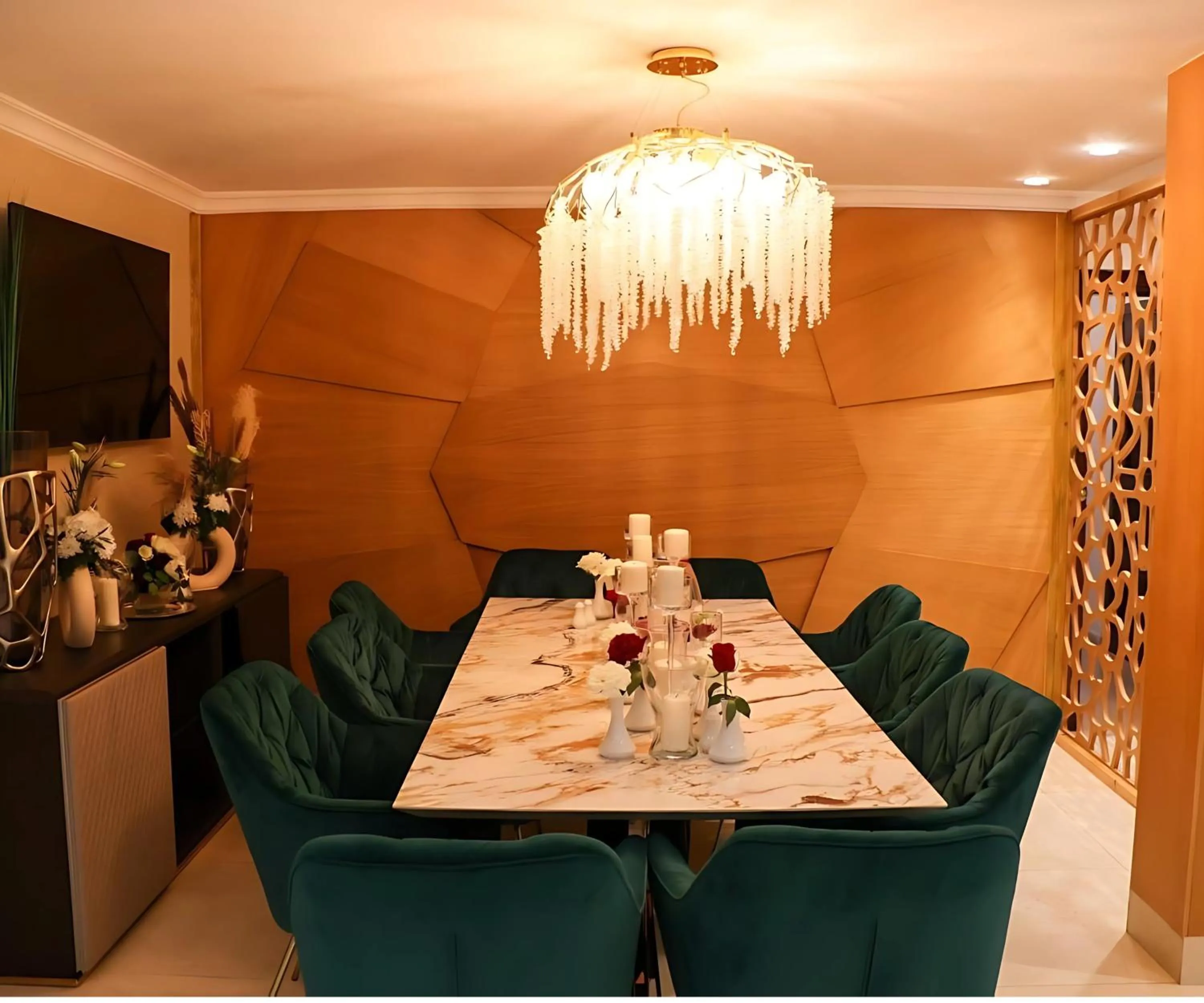 Communal lounge/ TV room in Hotel Prestige Agadir