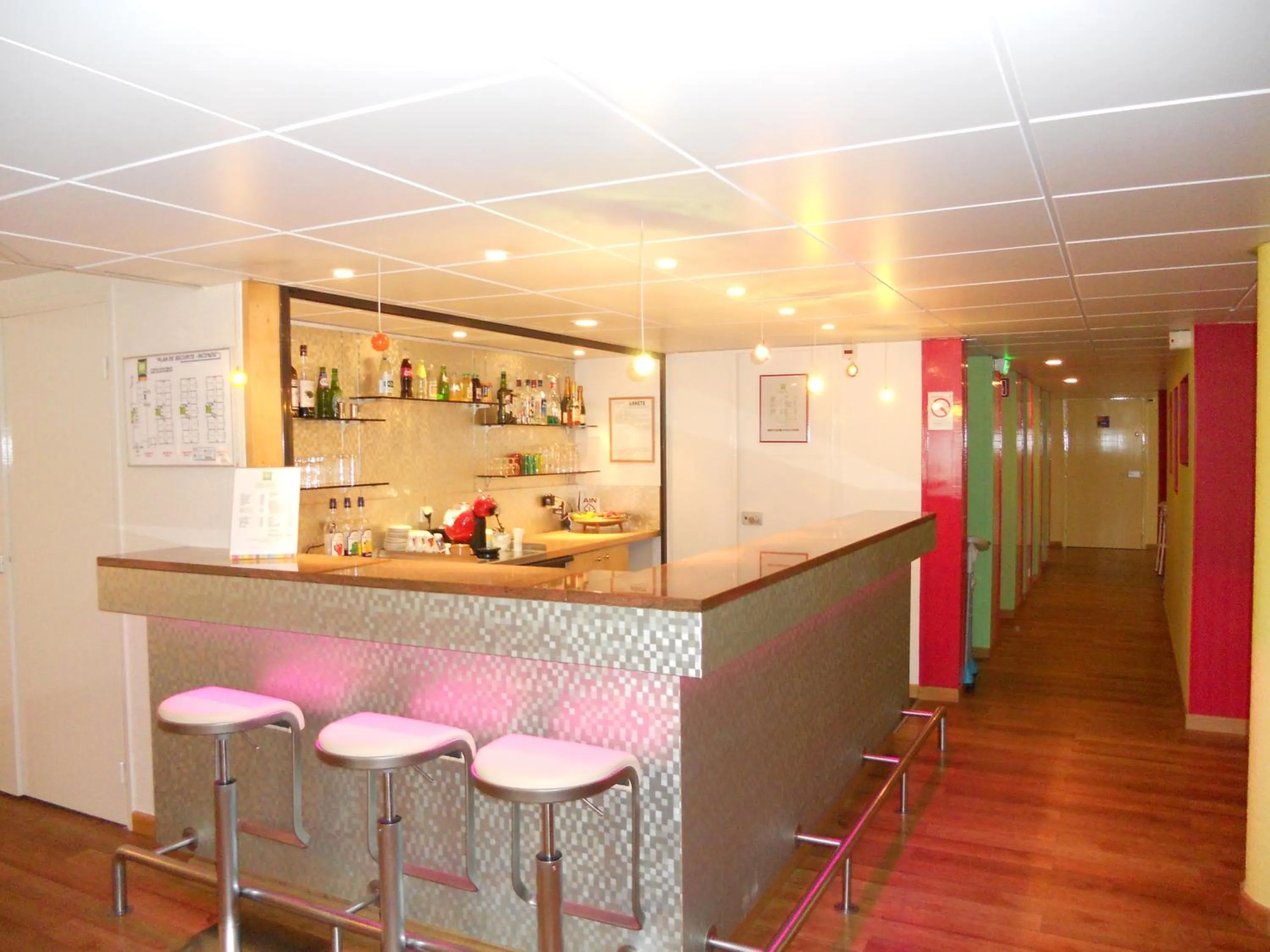Lounge or bar in ibis Styles Bourg-en-Bresse Centre