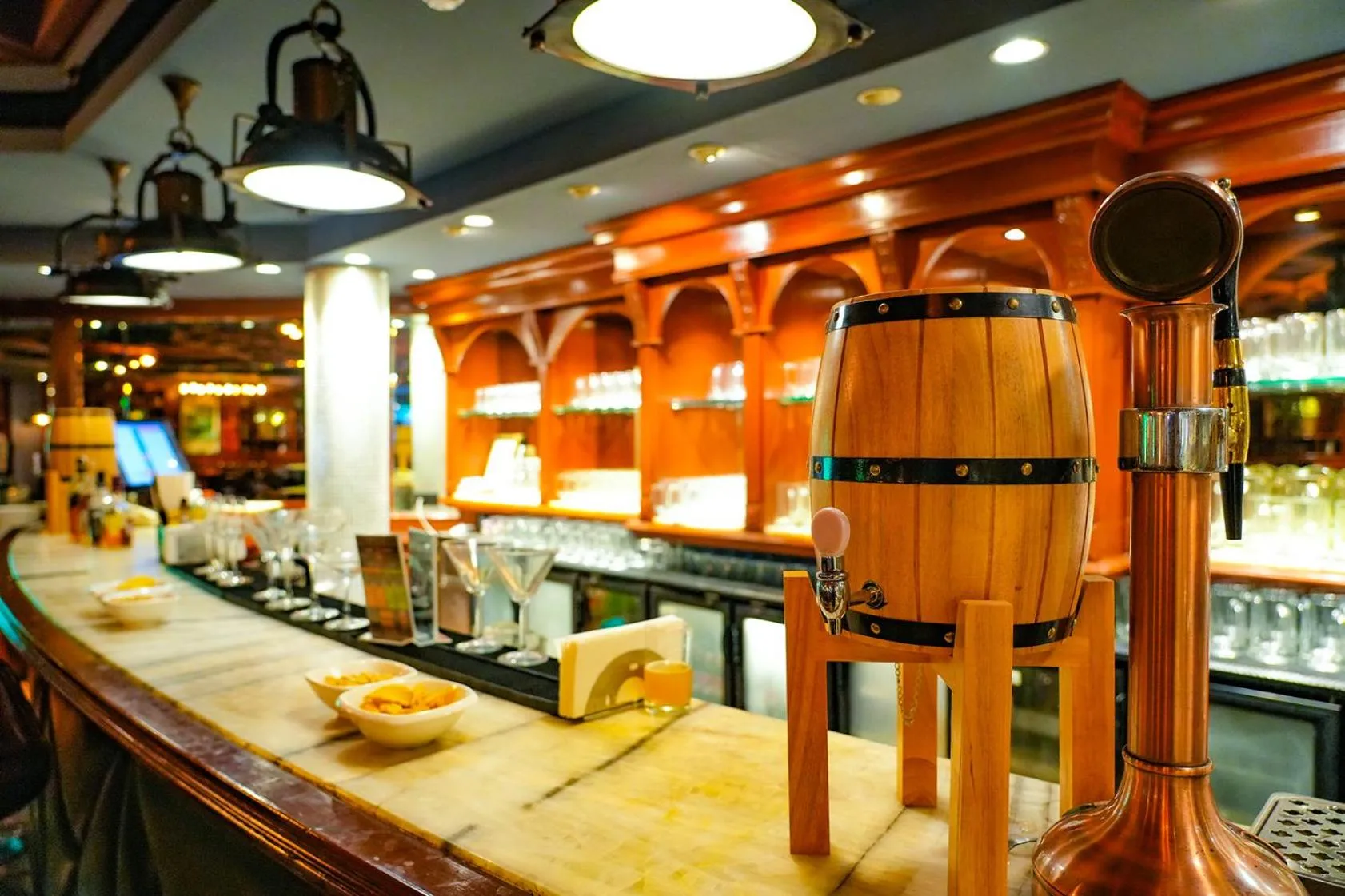 Lounge or bar in Hotel The Royal Plaza