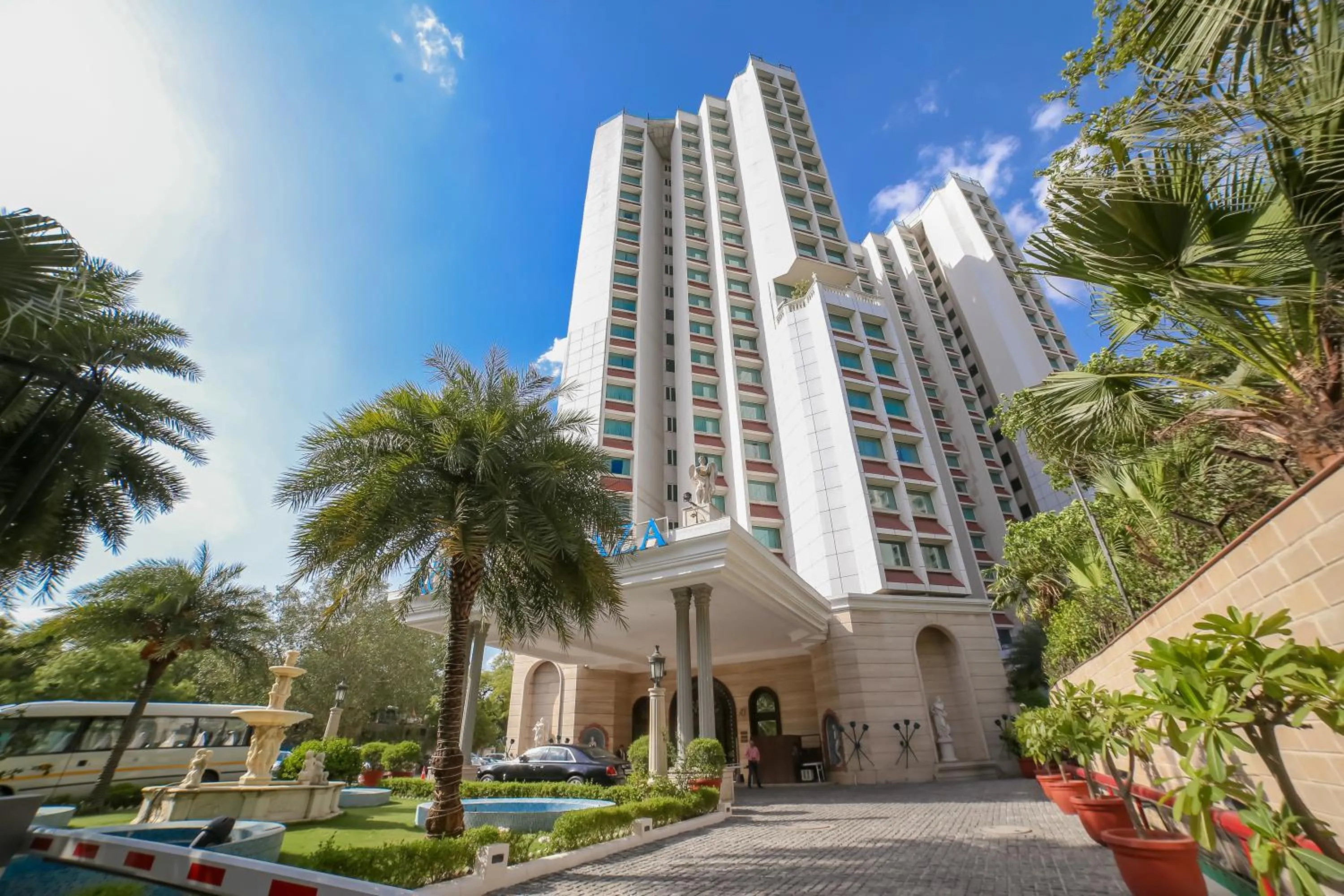 Property building in Hotel The Royal Plaza