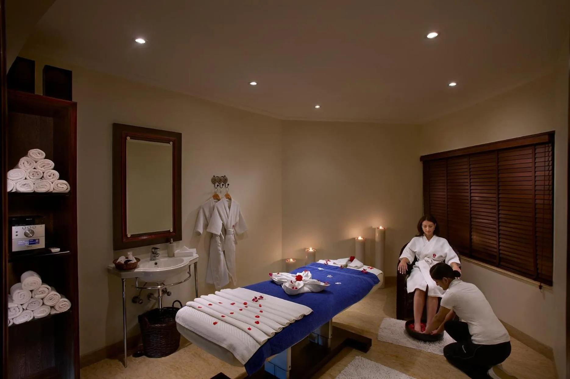 Spa and wellness centre/facilities in Hotel The Royal Plaza