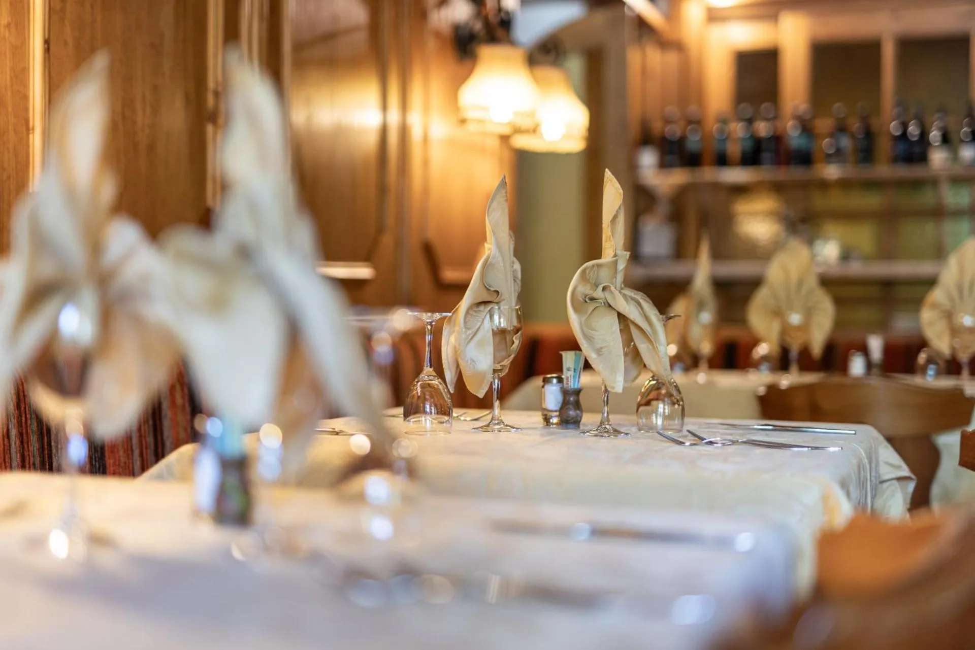 Restaurant/places to eat in Hotel il Cardo