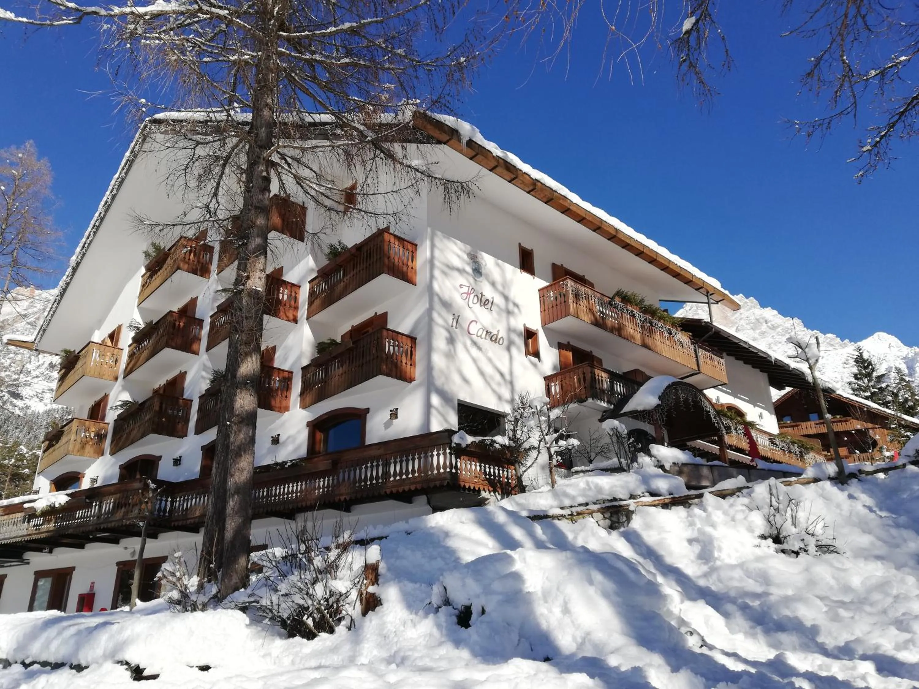 Property building in Hotel il Cardo