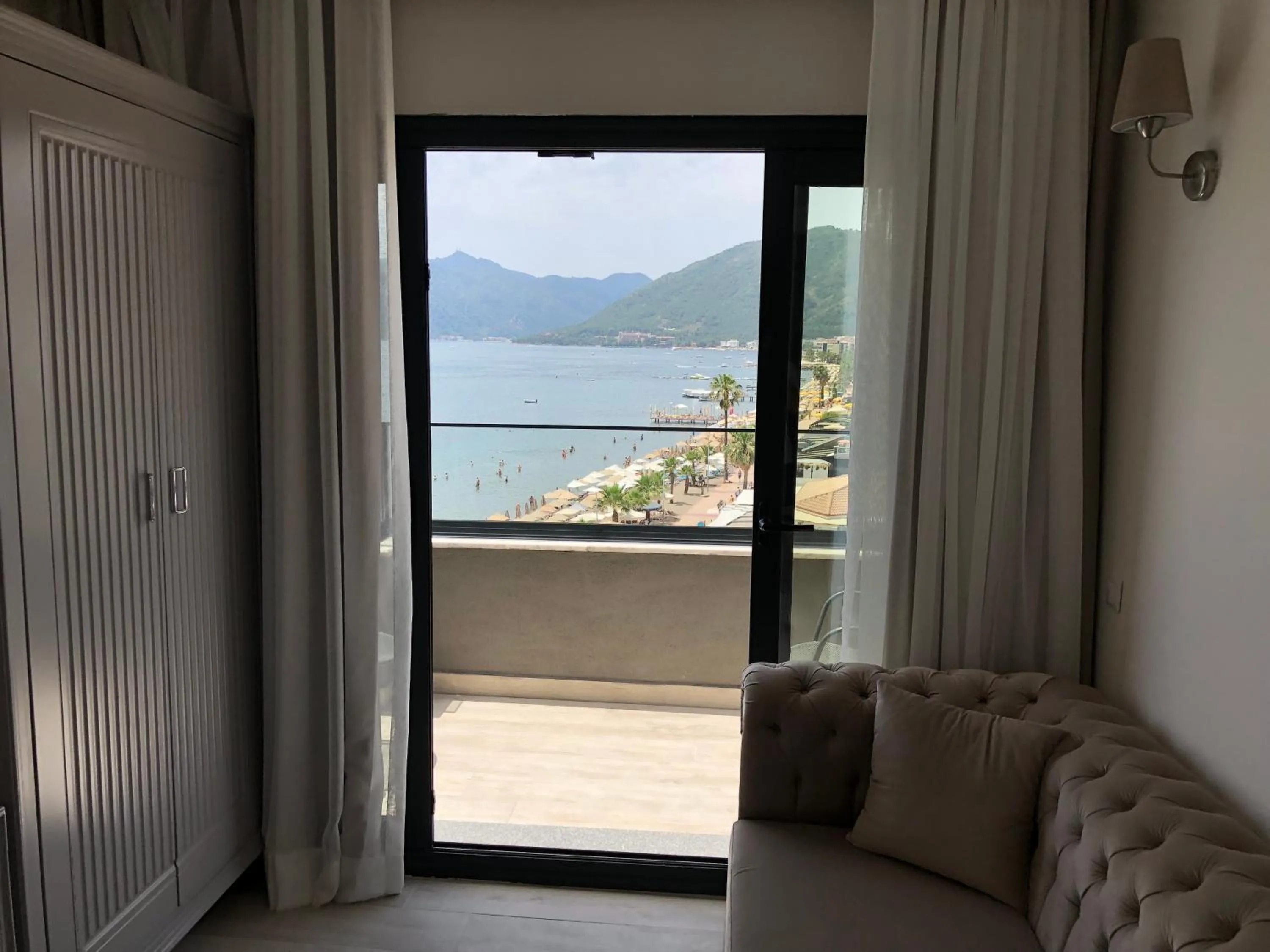 Seating area in Yunus Hotel